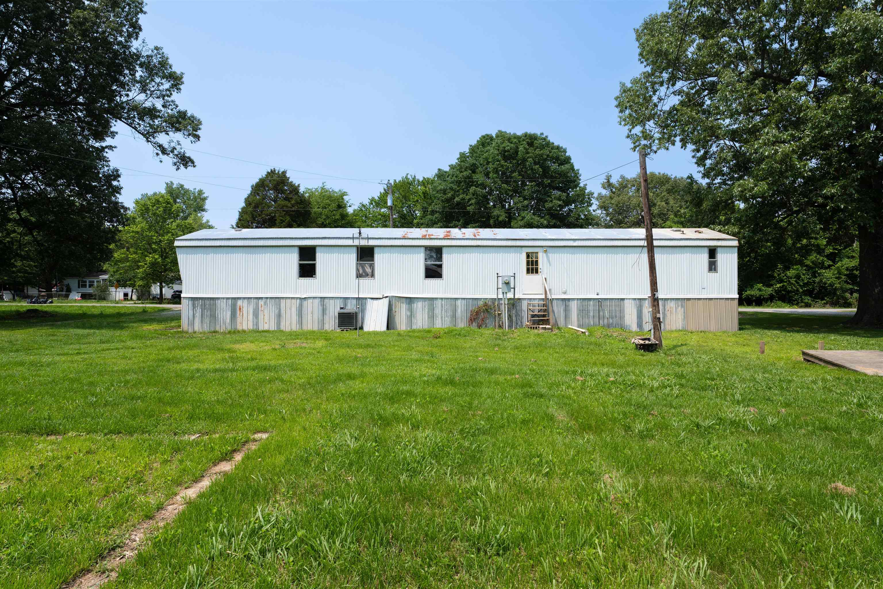 255 2nd St, Calhoun, Kentucky 42327, 3 Bedrooms Bedrooms, ,2 BathroomsBathrooms,Manufactured Home,For Sale,2nd St,92277