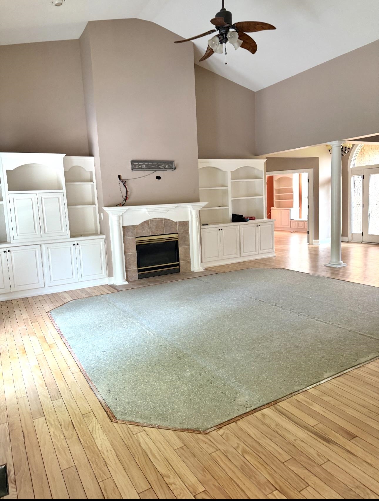 2747 South Hampton Rd, Owensboro, Kentucky 42303, 3 Bedrooms Bedrooms, ,3 BathroomsBathrooms,Single Family Residence,For Sale,South Hampton Rd,92279