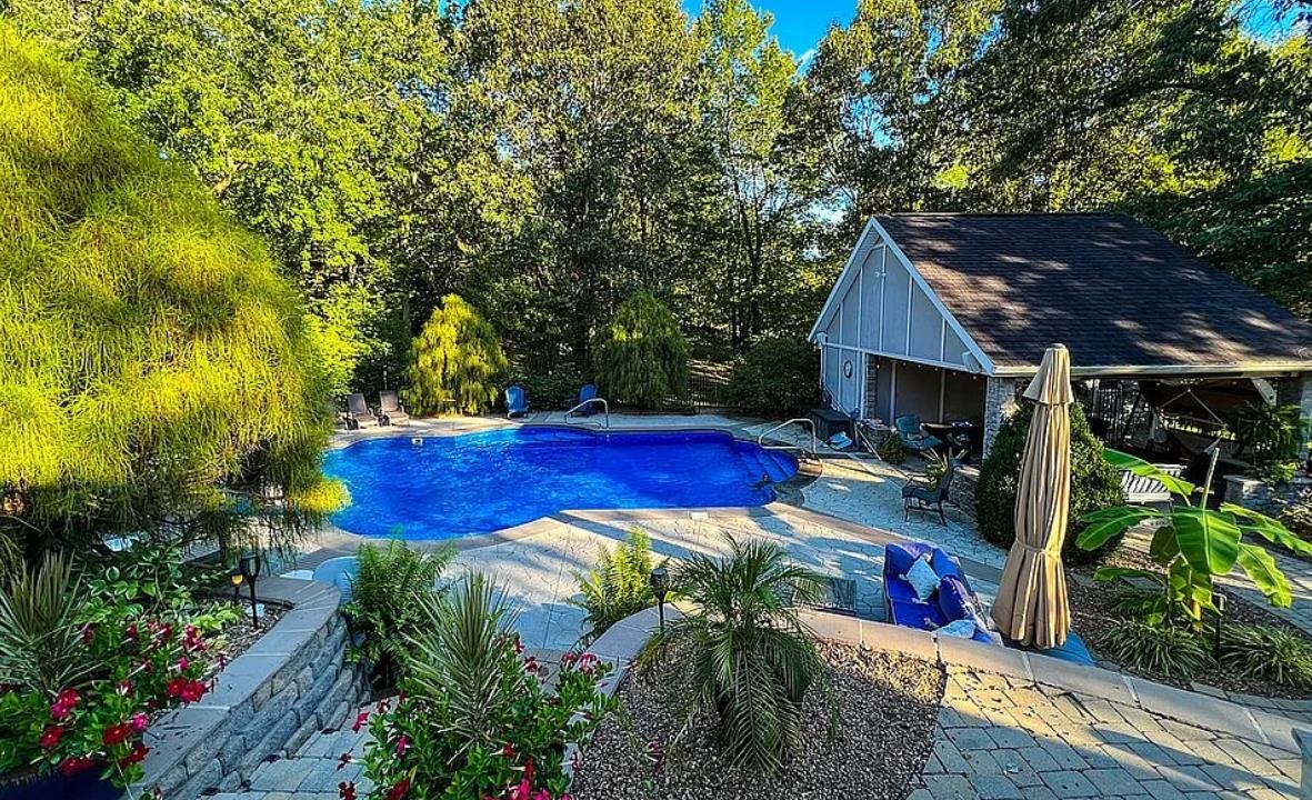 10229 US HWY 231, Utica, Kentucky 42376, 5 Bedrooms Bedrooms, ,3 BathroomsBathrooms,Single Family Residence,For Sale,US HWY 231,92281