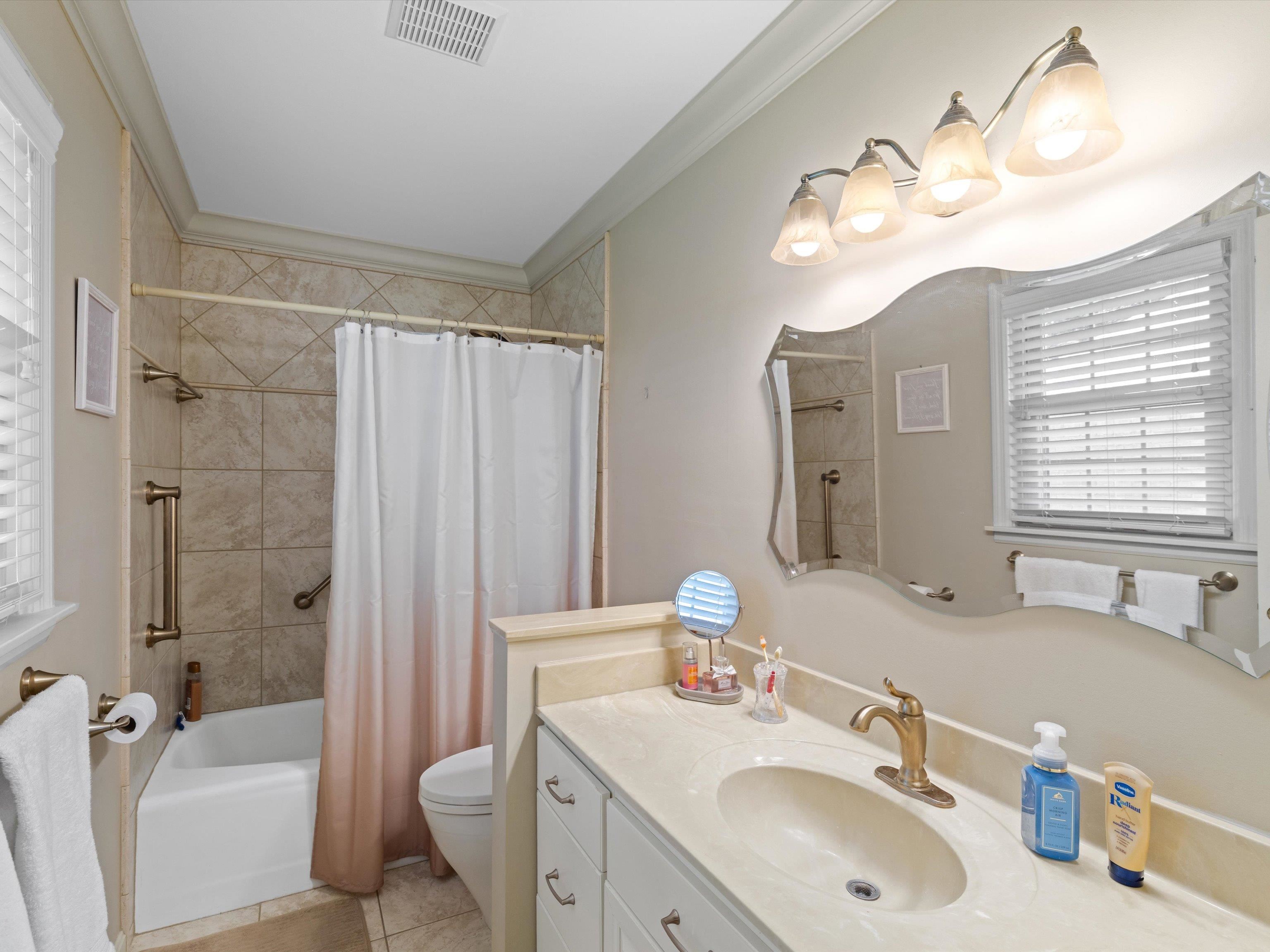 3420 Ashlawn Dr, Owensboro, Kentucky 42301, 3 Bedrooms Bedrooms, ,2 BathroomsBathrooms,Single Family Residence,For Sale,Ashlawn Dr,92282