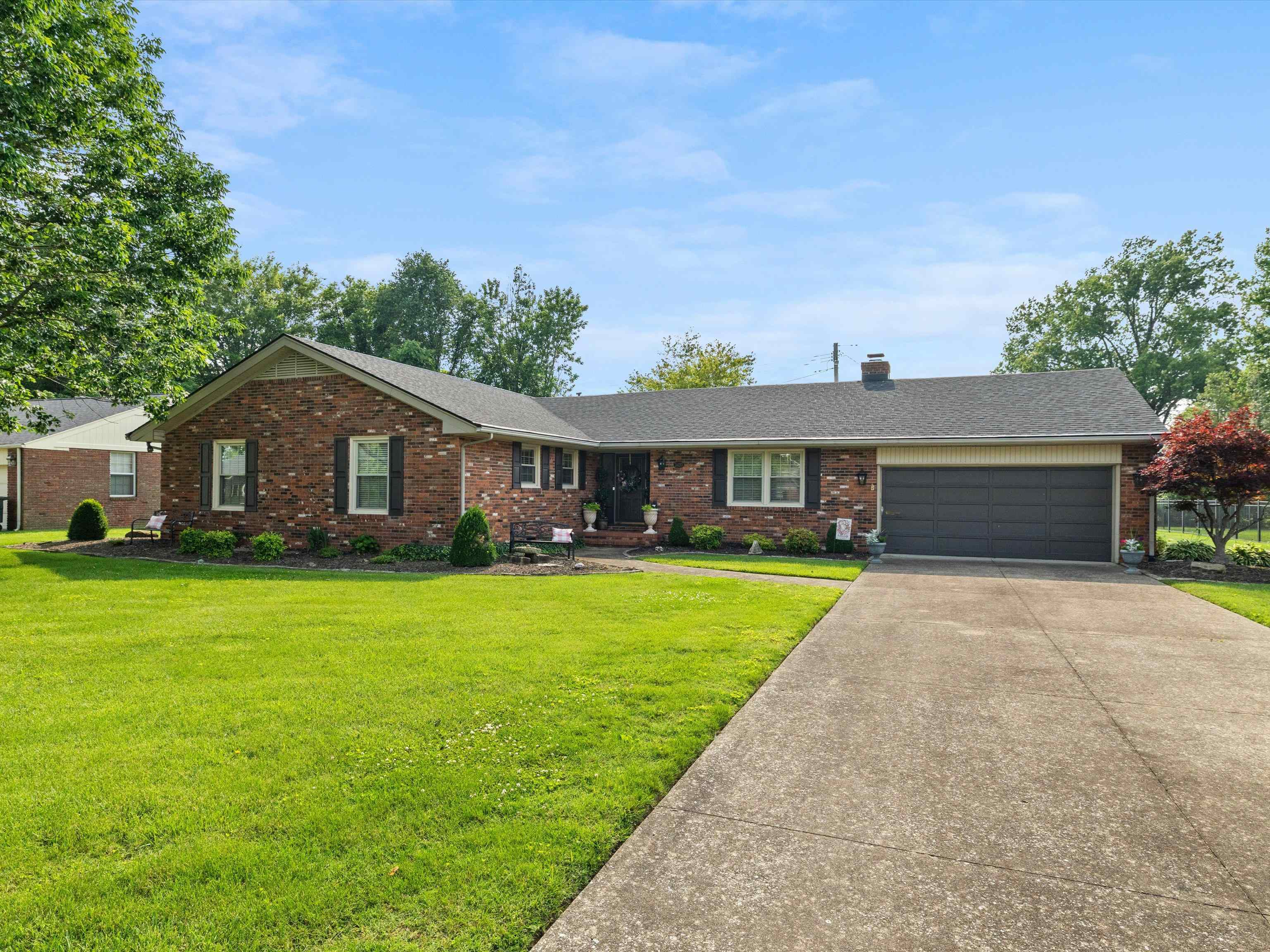3420 Ashlawn Dr, Owensboro, Kentucky 42301, 3 Bedrooms Bedrooms, ,2 BathroomsBathrooms,Single Family Residence,For Sale,Ashlawn Dr,92282