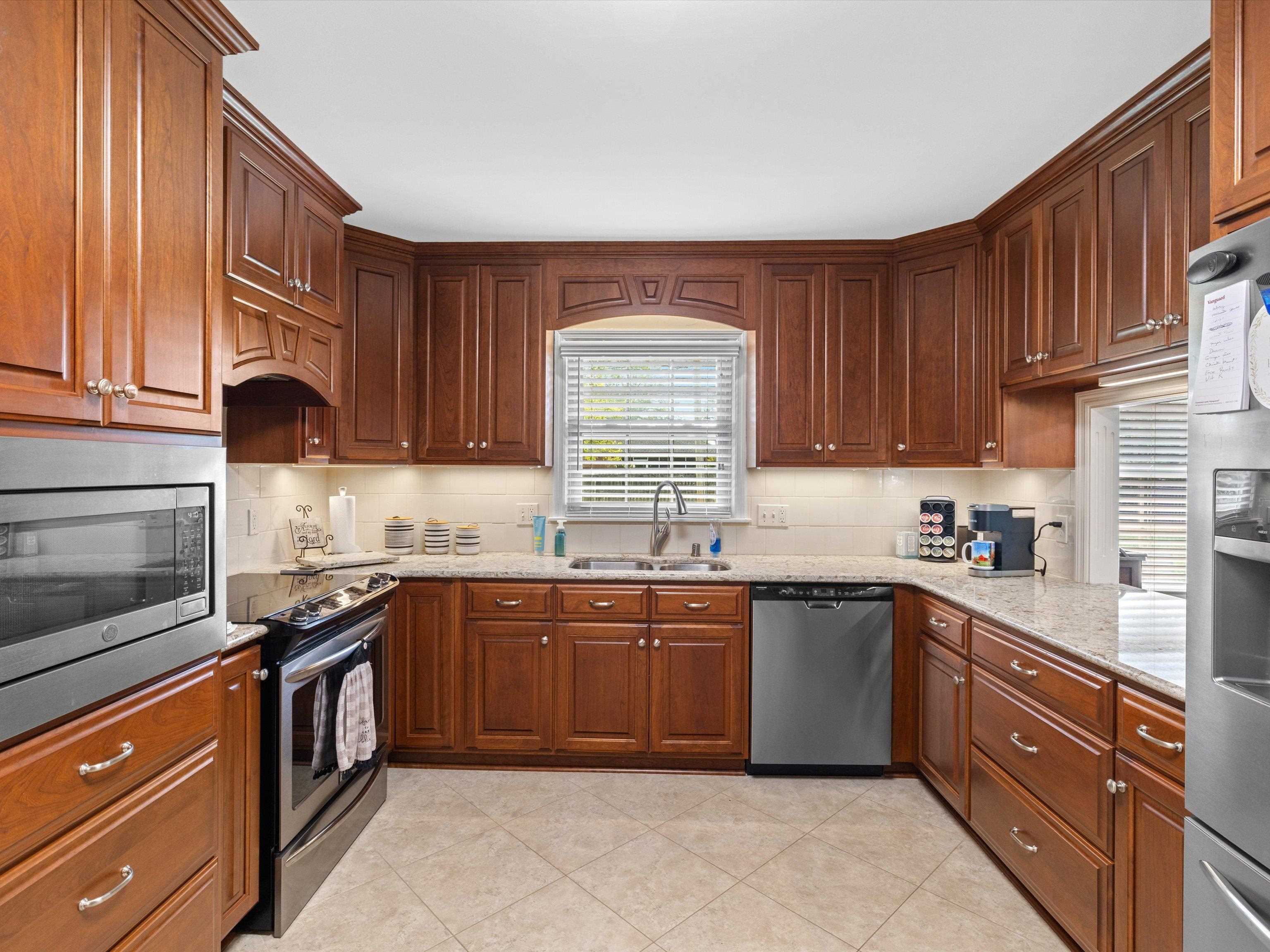 3420 Ashlawn Dr, Owensboro, Kentucky 42301, 3 Bedrooms Bedrooms, ,2 BathroomsBathrooms,Single Family Residence,For Sale,Ashlawn Dr,92282