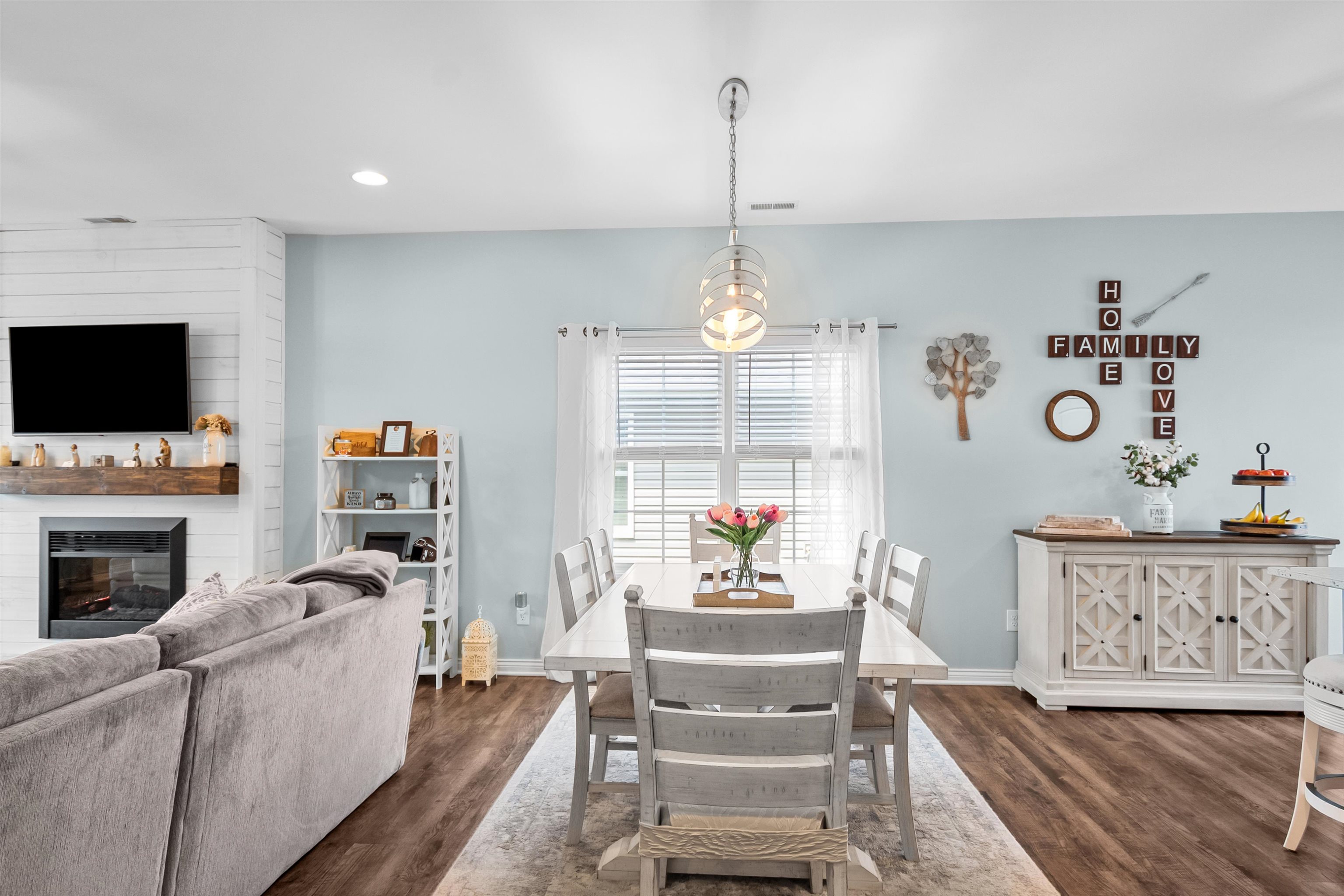 5227 Trifecta Place, Owensboro, Kentucky 42301, 4 Bedrooms Bedrooms, ,2 BathroomsBathrooms,Single Family Residence,For Sale,Trifecta Place,92283