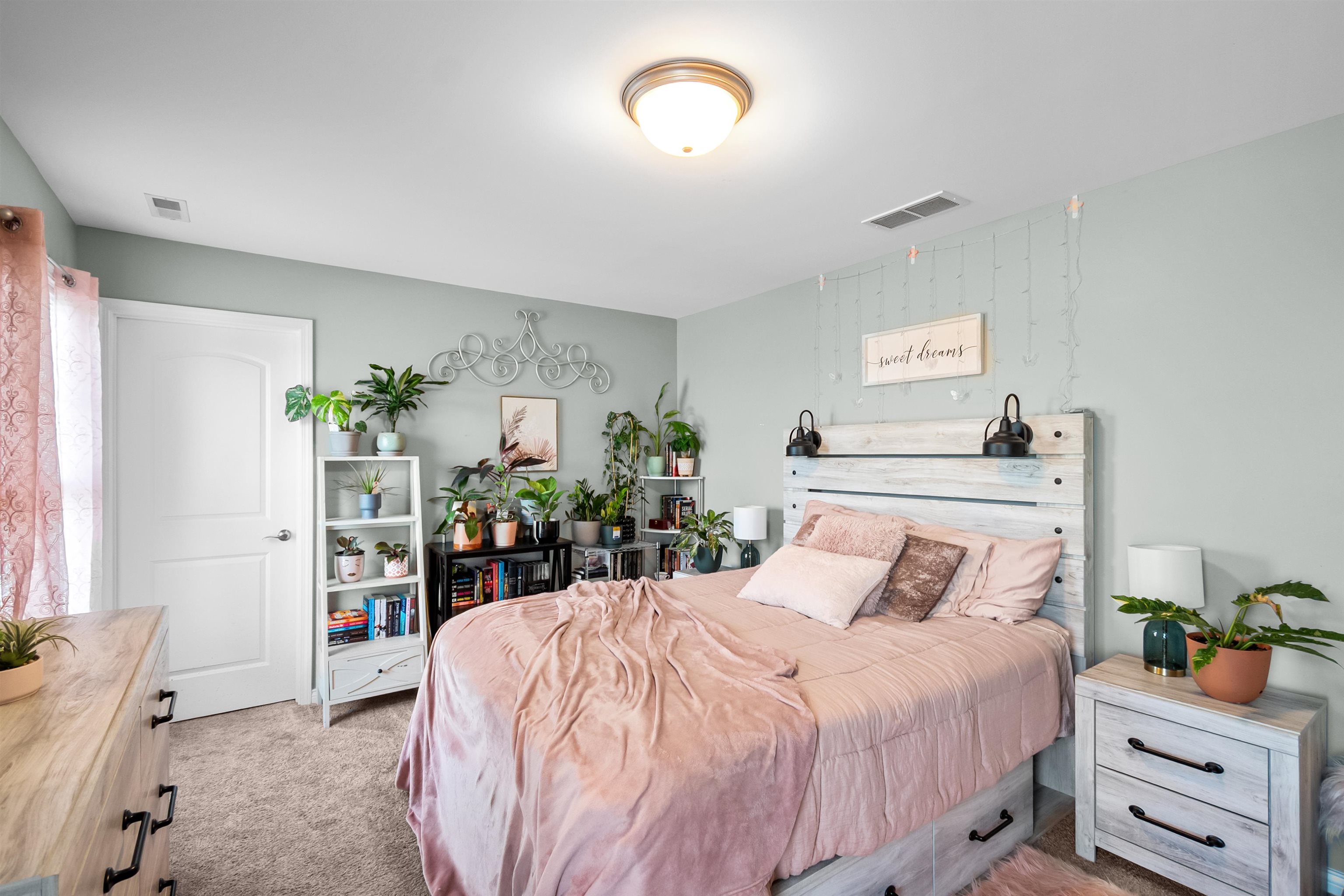5227 Trifecta Place, Owensboro, Kentucky 42301, 4 Bedrooms Bedrooms, ,2 BathroomsBathrooms,Single Family Residence,For Sale,Trifecta Place,92283