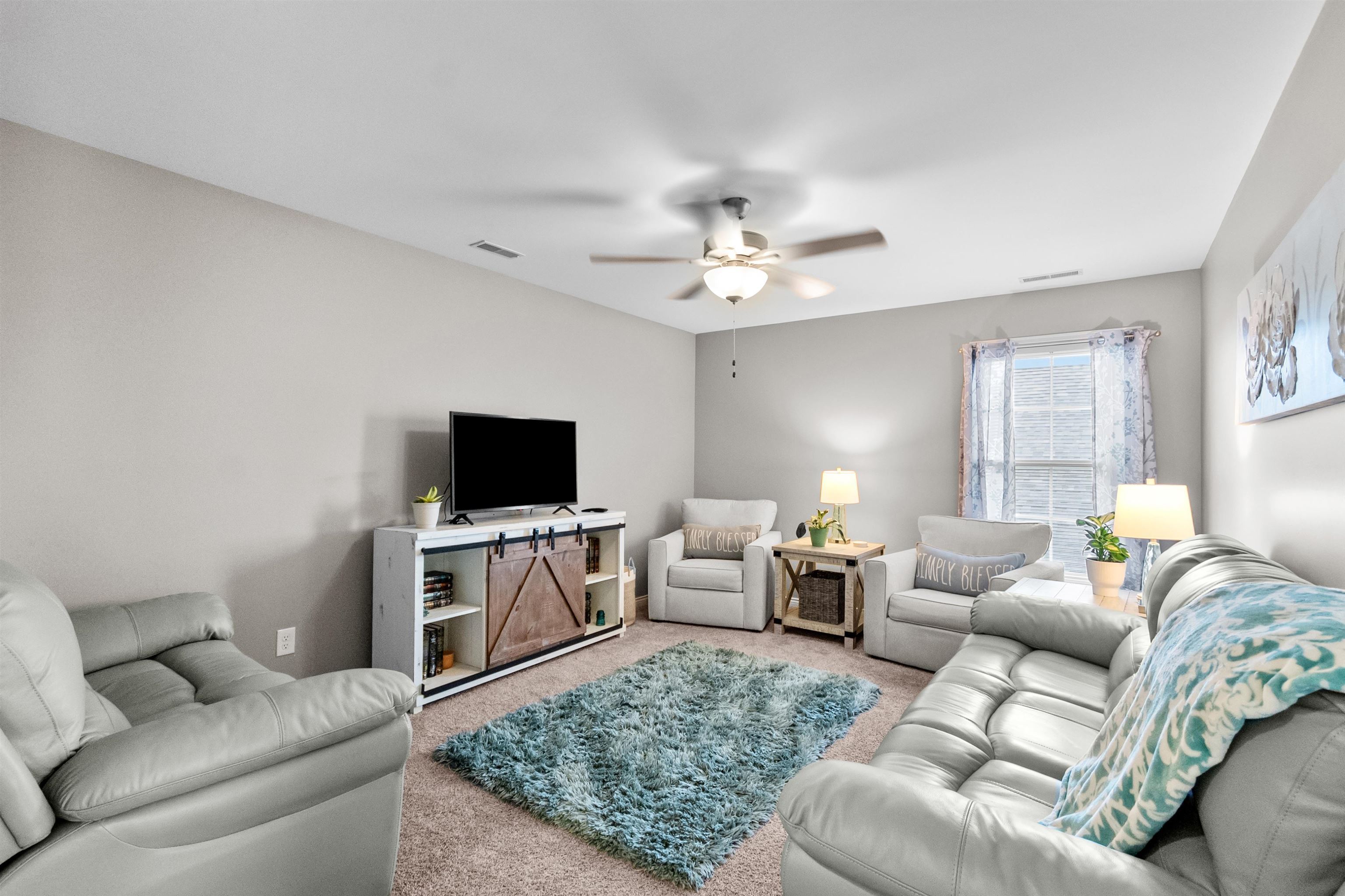 5227 Trifecta Place, Owensboro, Kentucky 42301, 4 Bedrooms Bedrooms, ,2 BathroomsBathrooms,Single Family Residence,For Sale,Trifecta Place,92283