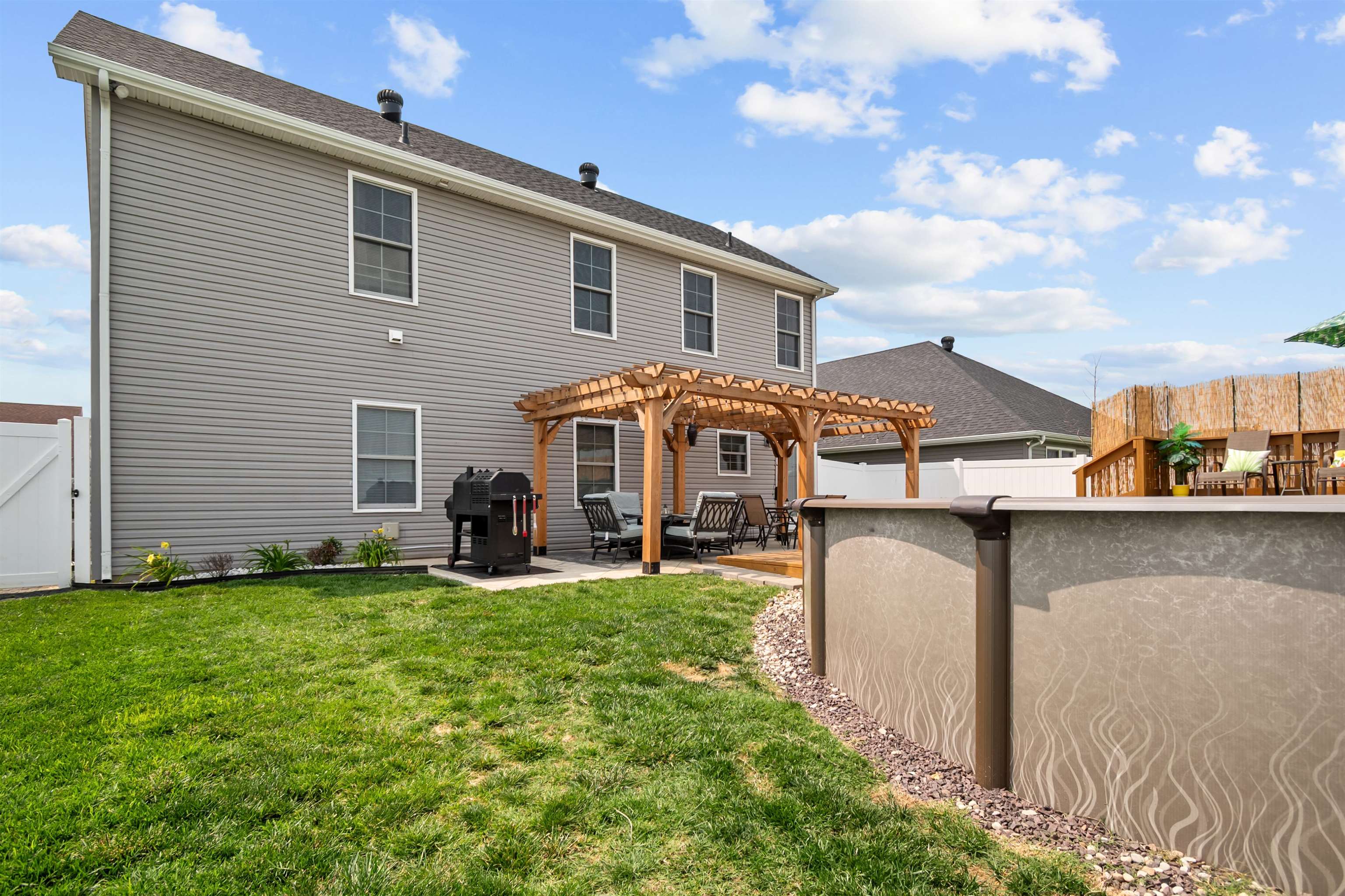 5227 Trifecta Place, Owensboro, Kentucky 42301, 4 Bedrooms Bedrooms, ,2 BathroomsBathrooms,Single Family Residence,For Sale,Trifecta Place,92283