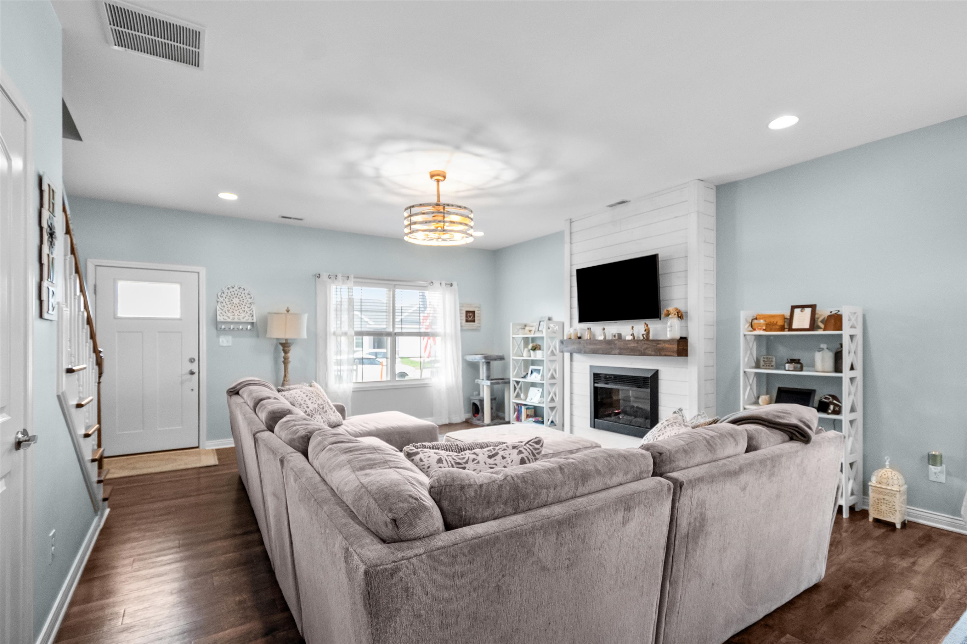 5227 Trifecta Place, Owensboro, Kentucky 42301, 4 Bedrooms Bedrooms, ,2 BathroomsBathrooms,Single Family Residence,For Sale,Trifecta Place,92283