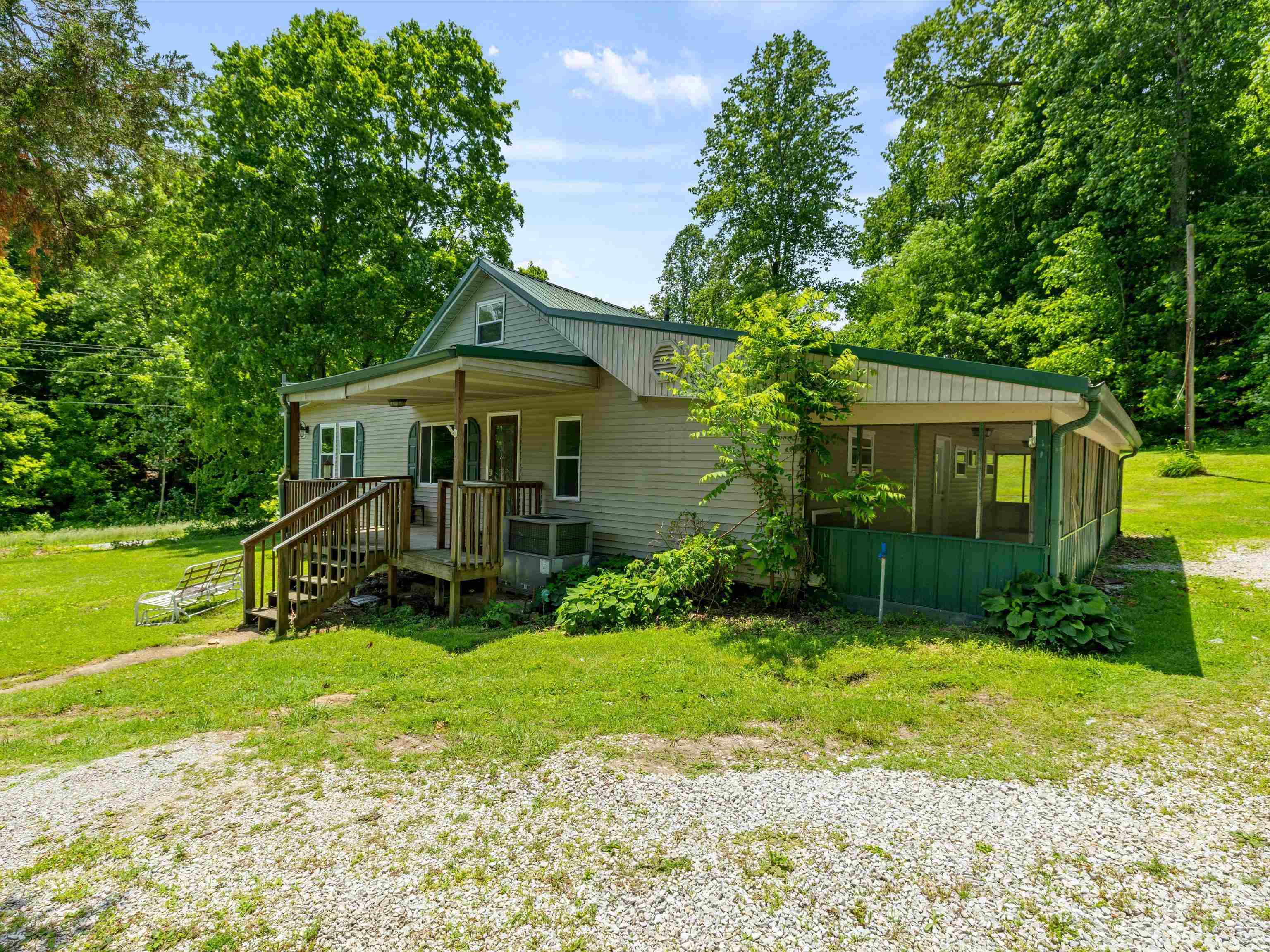 5221 Hwy 1414, Hartford, Kentucky 42347, 2 Bedrooms Bedrooms, ,1 BathroomBathrooms,Single Family Residence,For Sale,Hwy 1414,92286