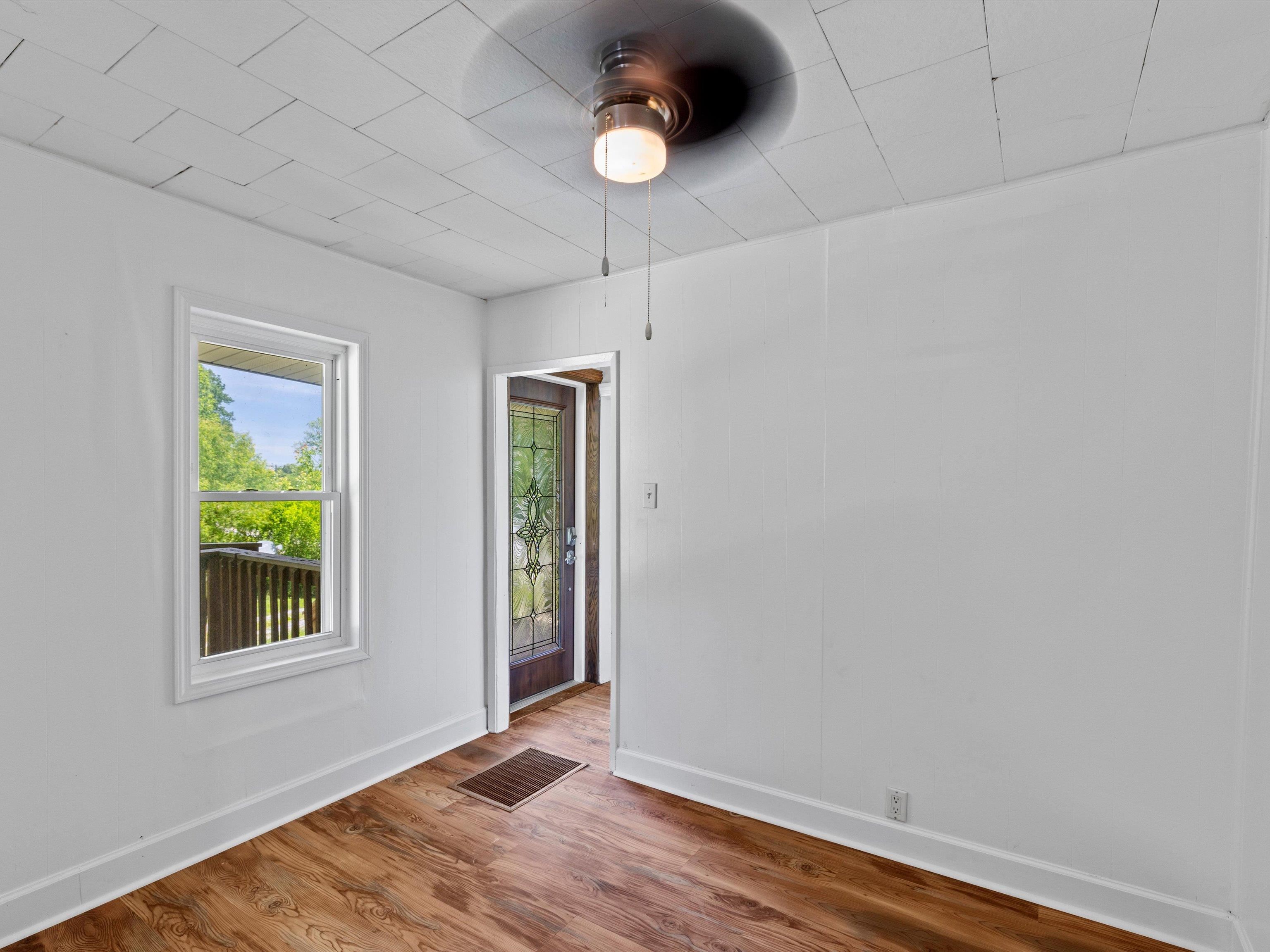 5221 Hwy 1414, Hartford, Kentucky 42347, 2 Bedrooms Bedrooms, ,1 BathroomBathrooms,Single Family Residence,For Sale,Hwy 1414,92286