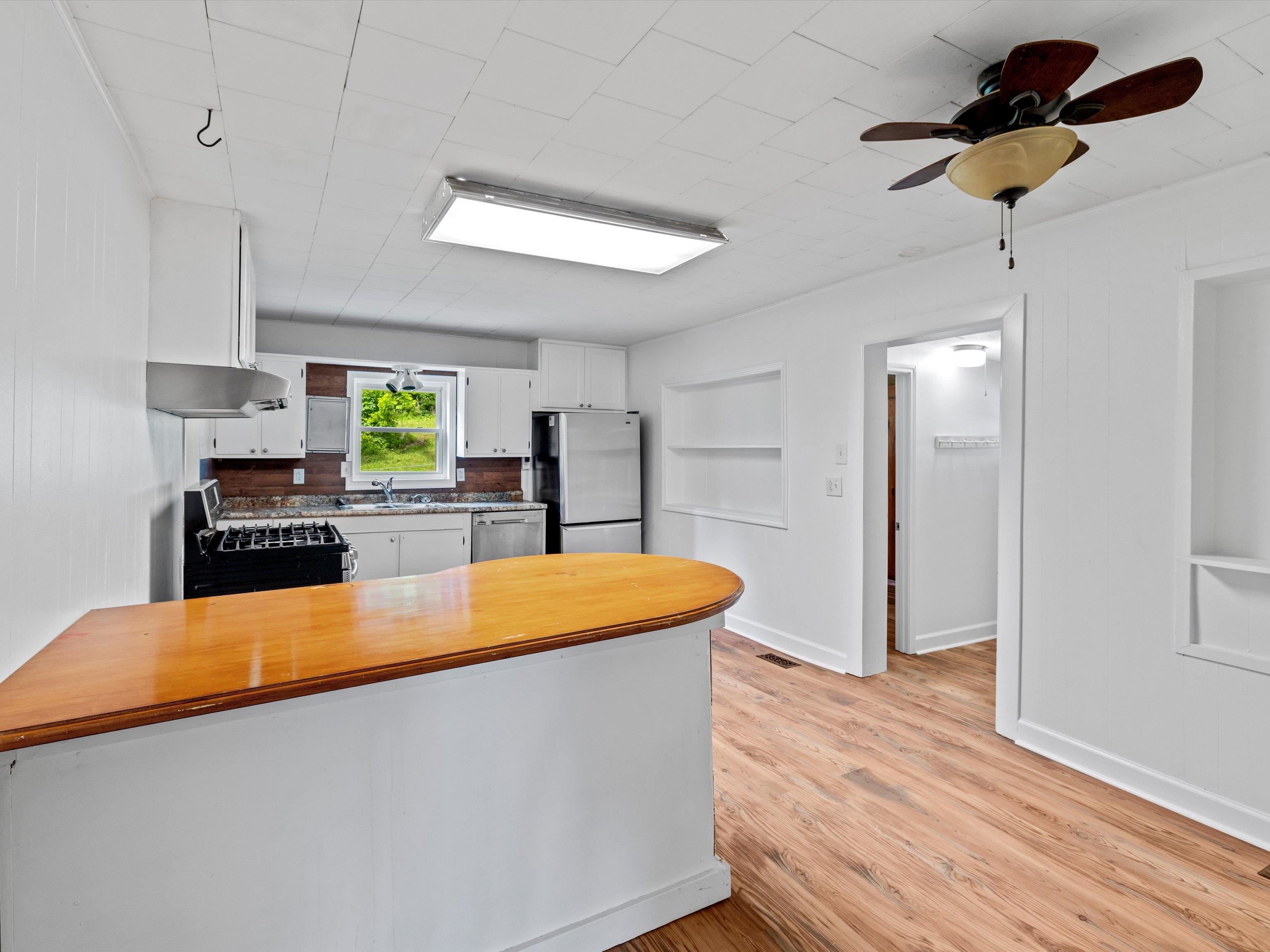 5221 Hwy 1414, Hartford, Kentucky 42347, 2 Bedrooms Bedrooms, ,1 BathroomBathrooms,Single Family Residence,For Sale,Hwy 1414,92286