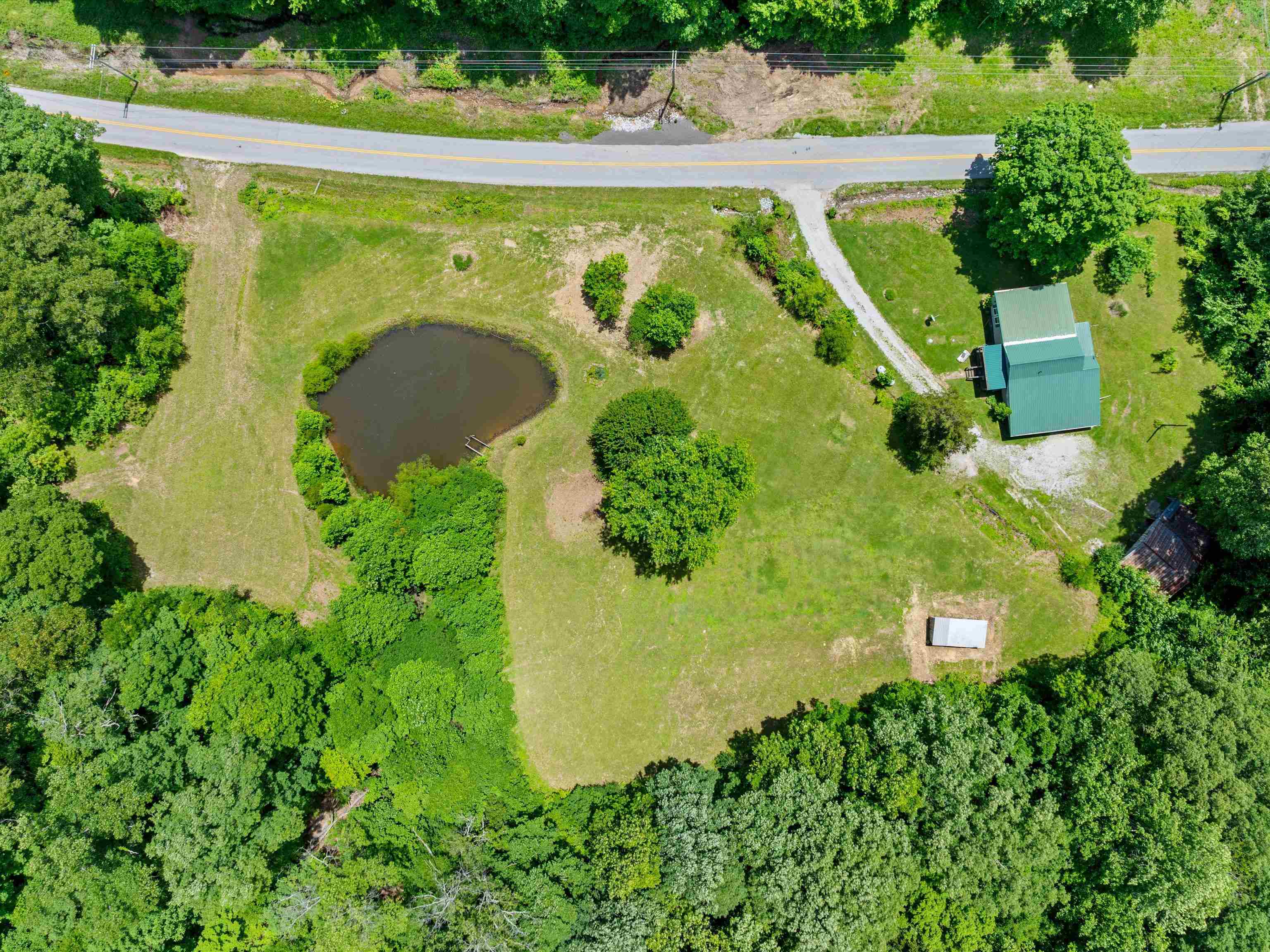 5221 Hwy 1414, Hartford, Kentucky 42347, 2 Bedrooms Bedrooms, ,1 BathroomBathrooms,Single Family Residence,For Sale,Hwy 1414,92286