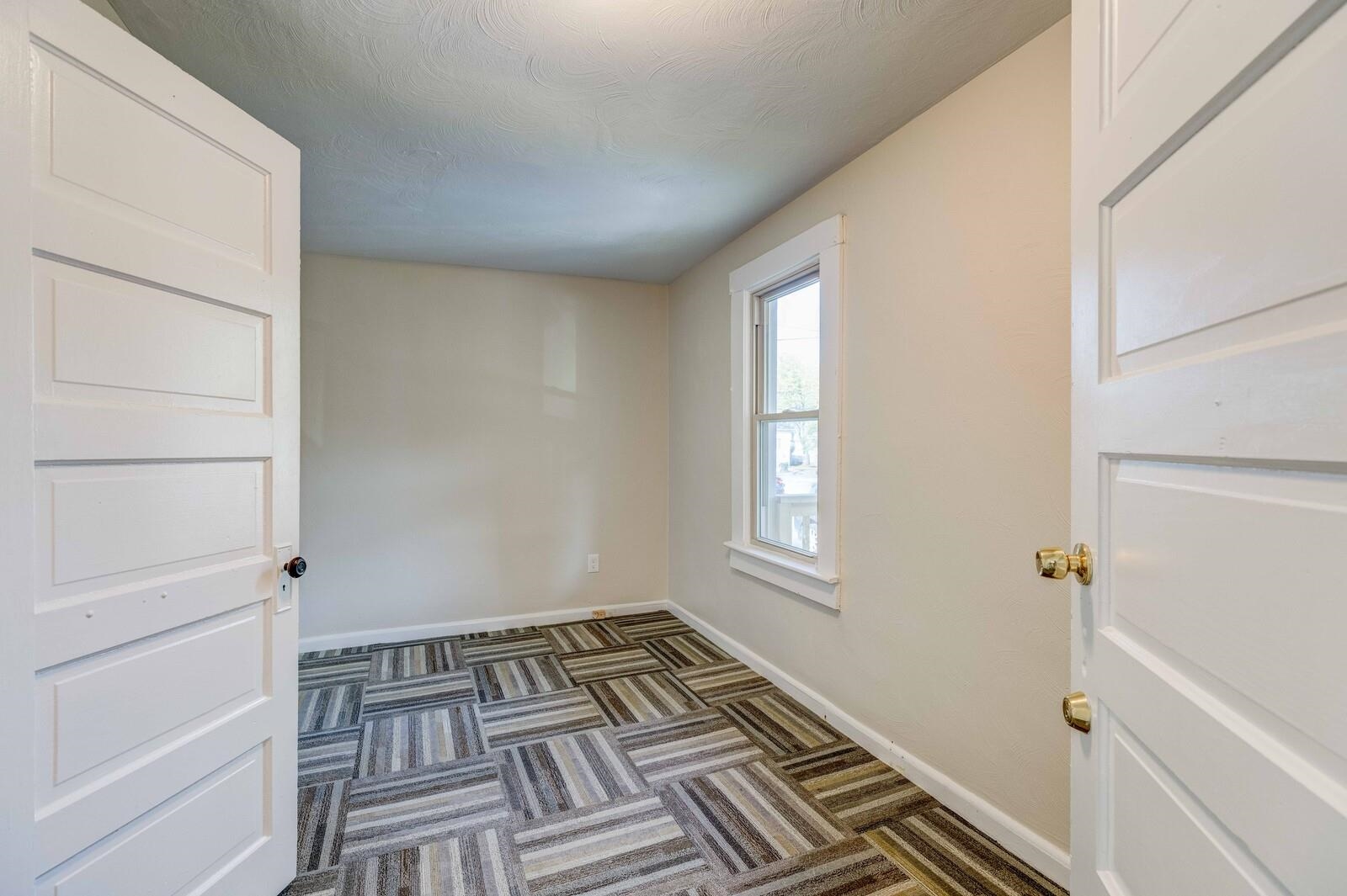2015 Frederica Street, Owensboro, Kentucky 42301, ,Office,For Sale,Frederica Street,92287
