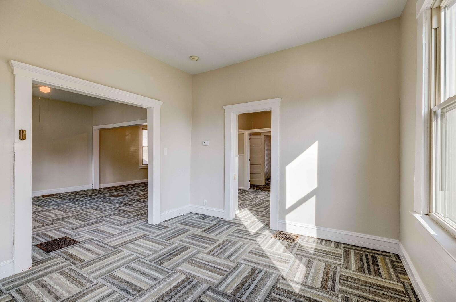 2015 Frederica Street, Owensboro, Kentucky 42301, ,Office,For Sale,Frederica Street,92287