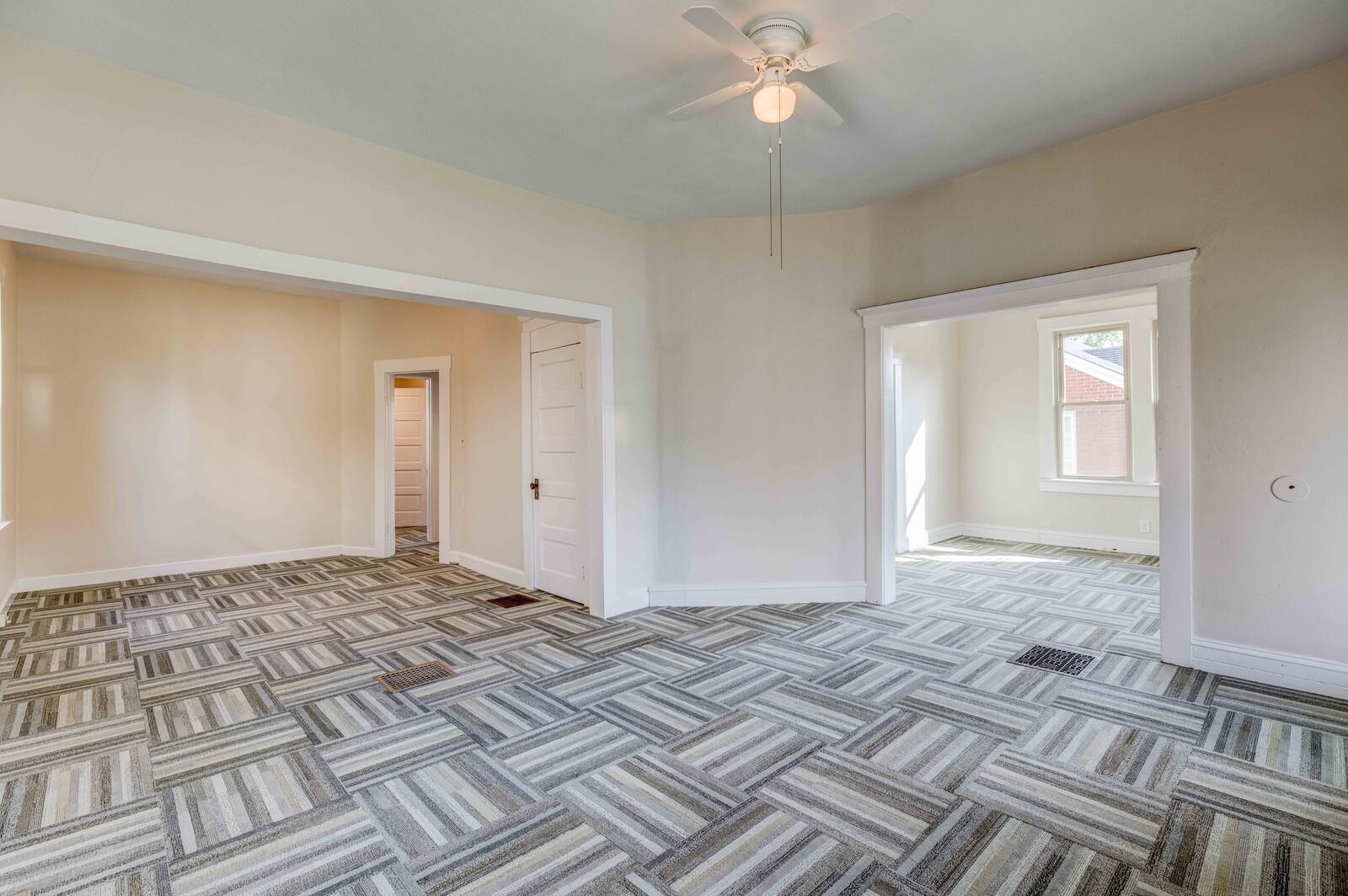 2015 Frederica Street, Owensboro, Kentucky 42301, ,Office,For Sale,Frederica Street,92287