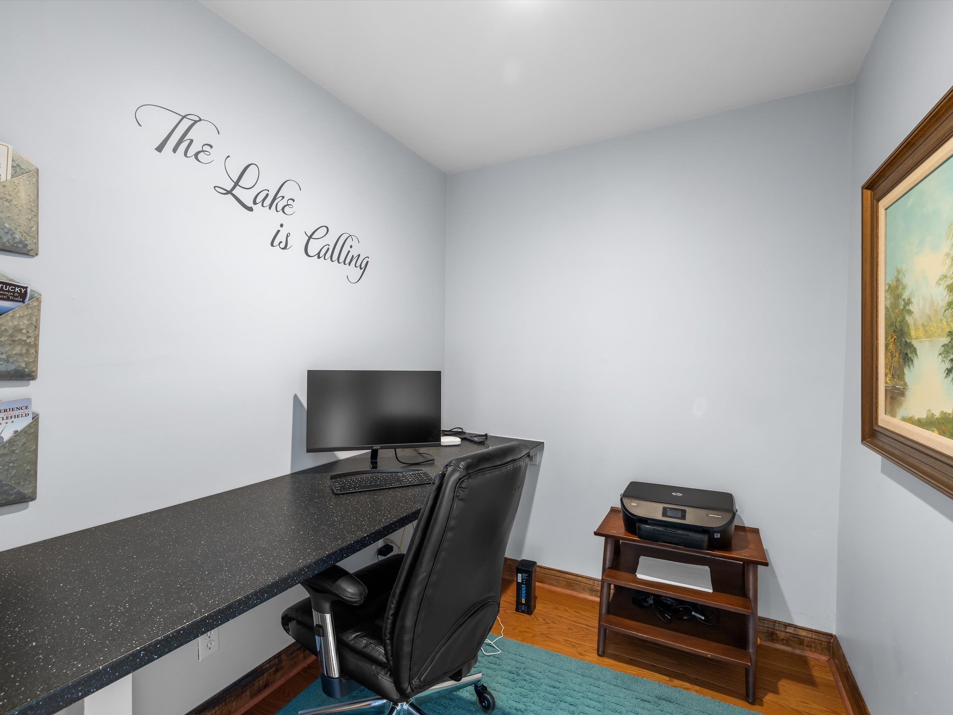 389 Lakeview Dr, Somerset, Kentucky 42503, 6 Bedrooms Bedrooms, ,5 BathroomsBathrooms,Single Family Residence,For Sale,Lakeview Dr,92289
