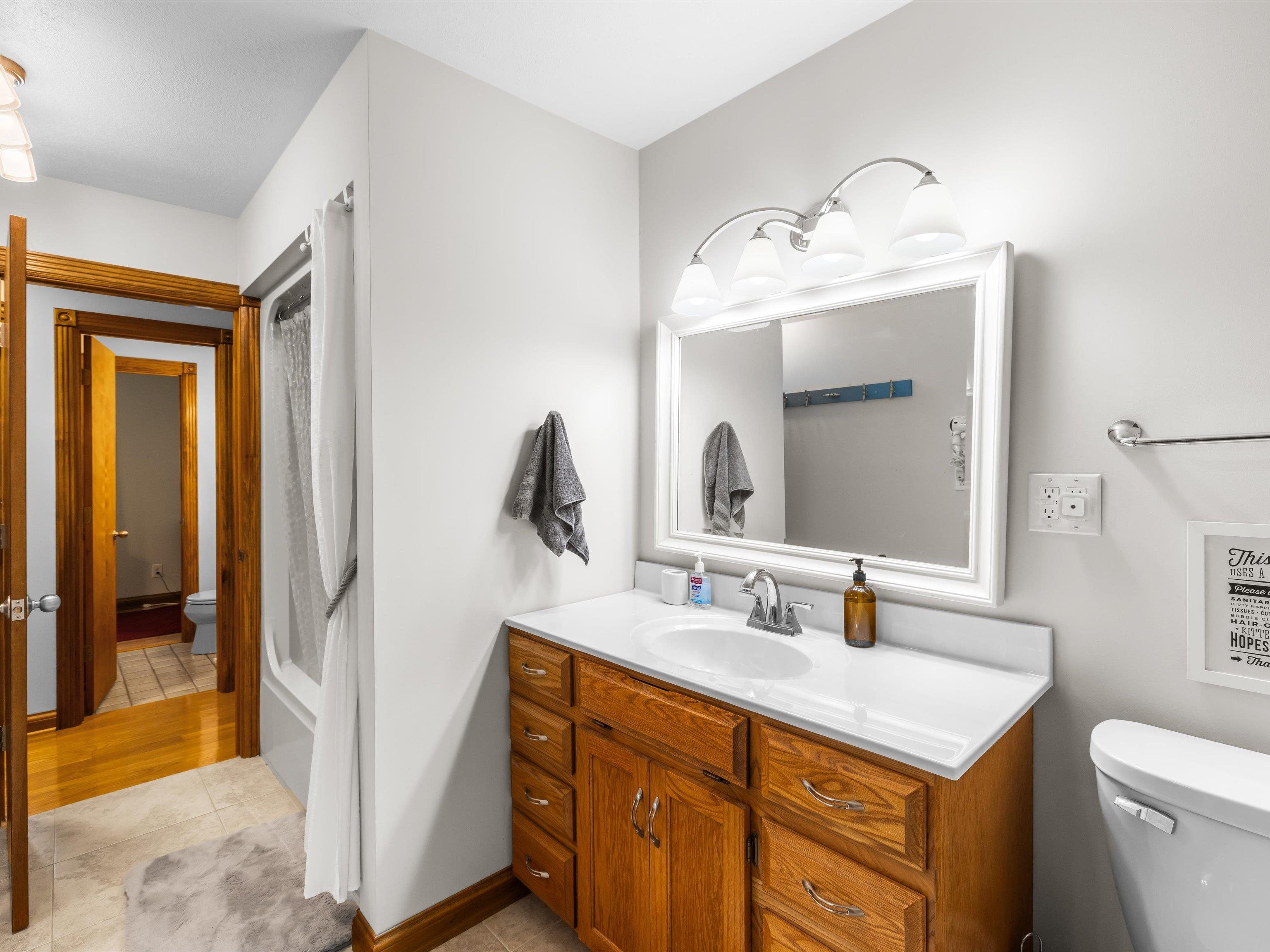 389 Lakeview Dr, Somerset, Kentucky 42503, 6 Bedrooms Bedrooms, ,5 BathroomsBathrooms,Single Family Residence,For Sale,Lakeview Dr,92289
