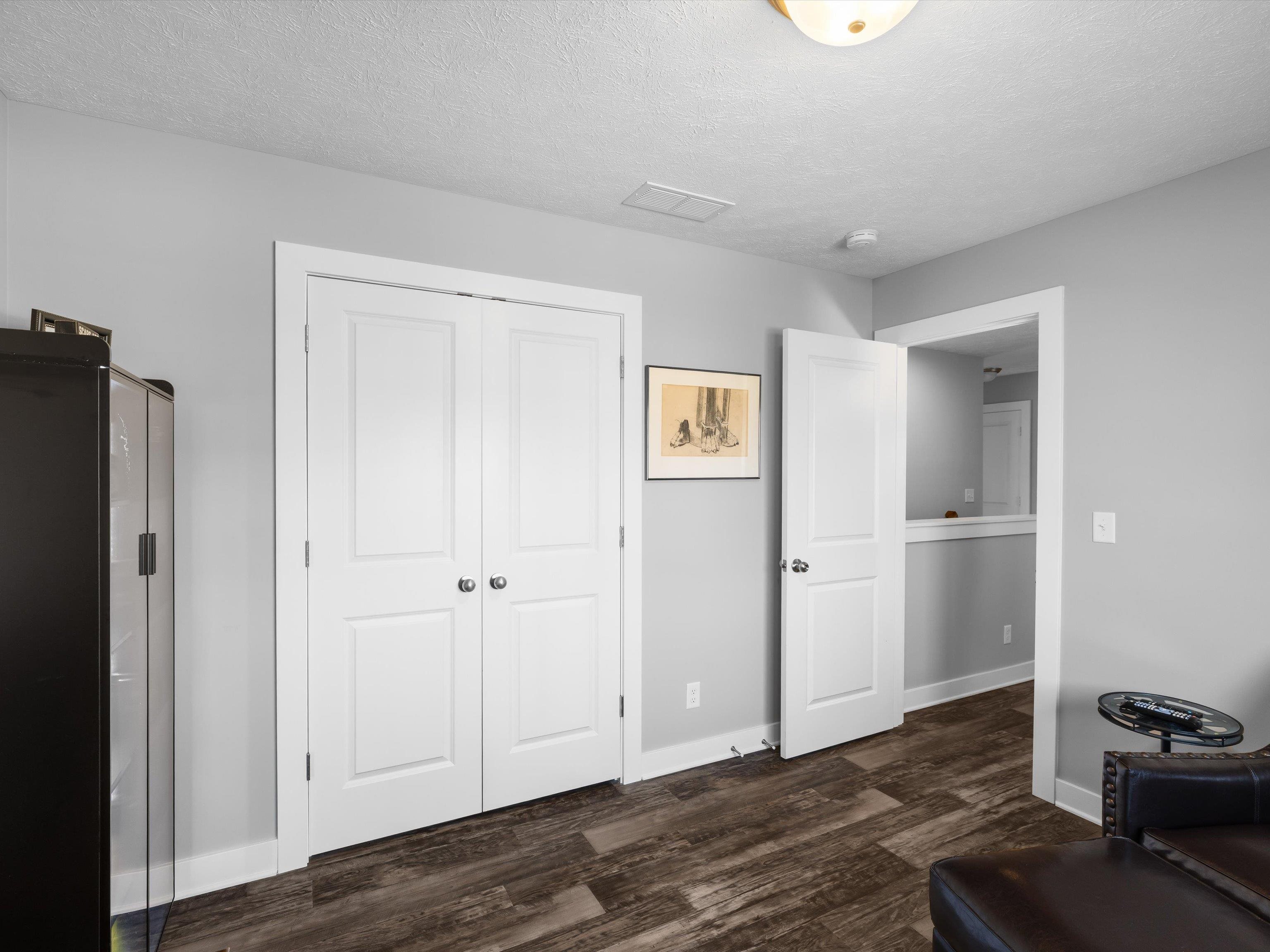 2617 Dellwood Valley, Utica, Kentucky 42376, 4 Bedrooms Bedrooms, ,2 BathroomsBathrooms,Single Family Residence,For Sale,Dellwood Valley,92290