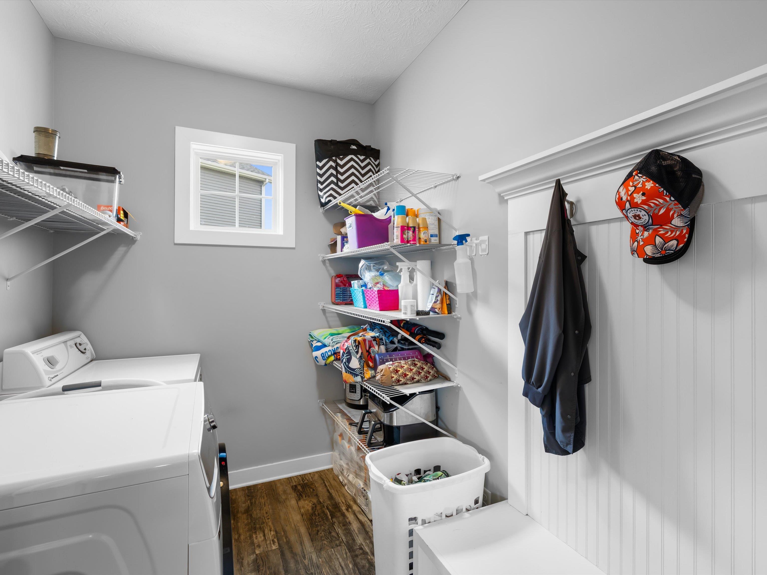2617 Dellwood Valley, Utica, Kentucky 42376, 4 Bedrooms Bedrooms, ,2 BathroomsBathrooms,Single Family Residence,For Sale,Dellwood Valley,92290