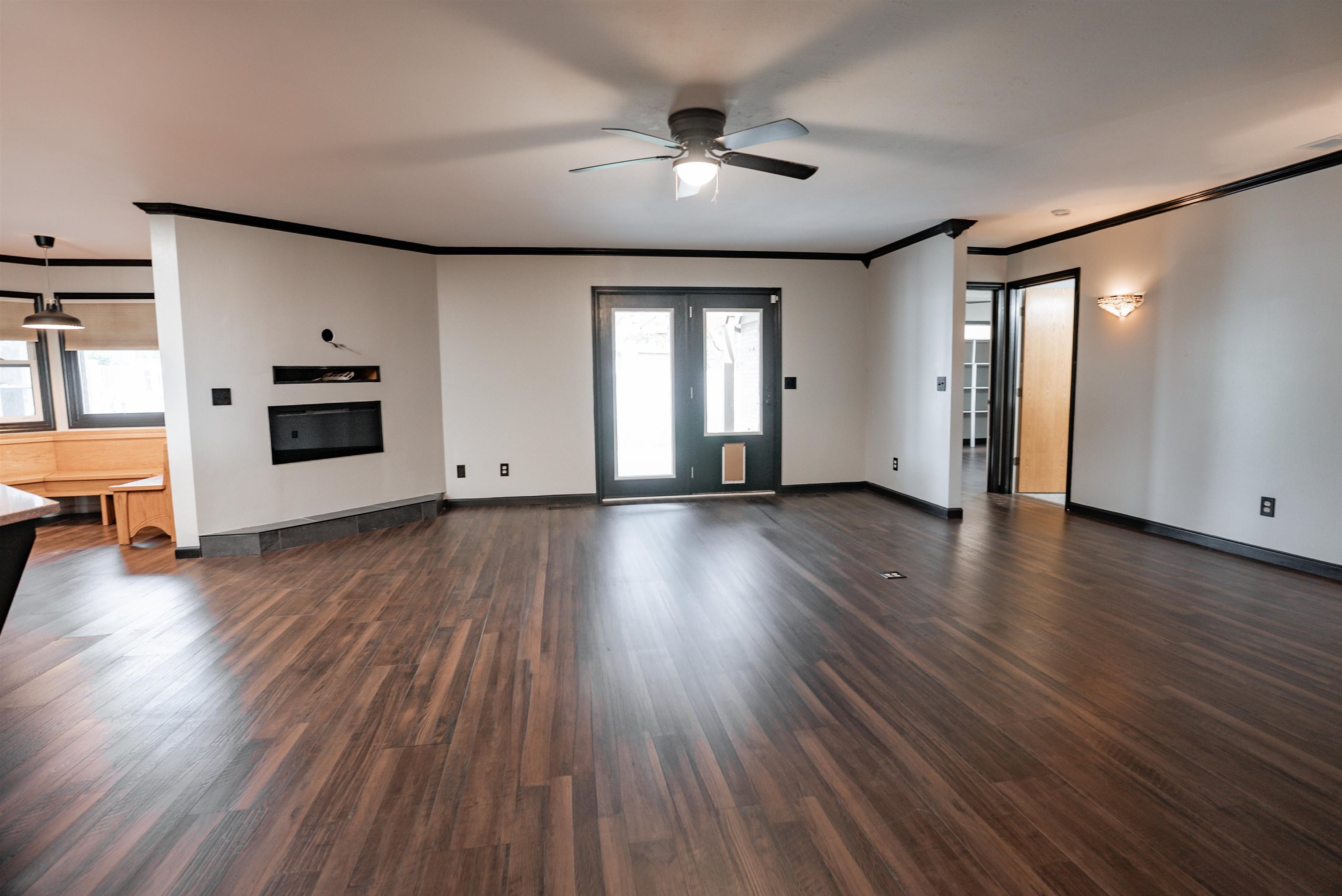 2677 Briarcliff Dr., NEWBURGH, Indiana 46730, 4 Bedrooms Bedrooms, ,2 BathroomsBathrooms,Single Family Residence,For Sale,Briarcliff Dr.,92292