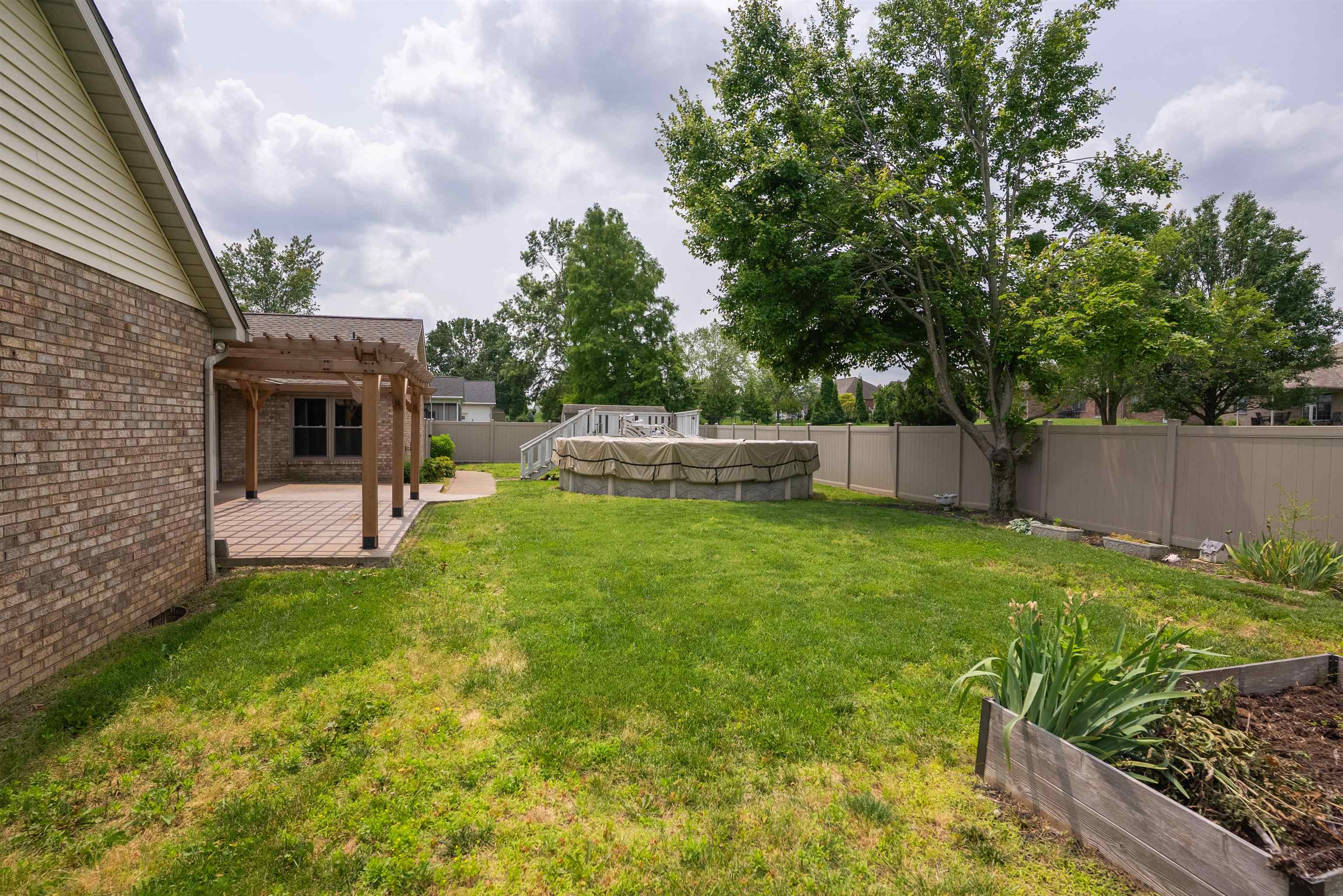 2677 Briarcliff Dr., NEWBURGH, Indiana 46730, 4 Bedrooms Bedrooms, ,2 BathroomsBathrooms,Single Family Residence,For Sale,Briarcliff Dr.,92292