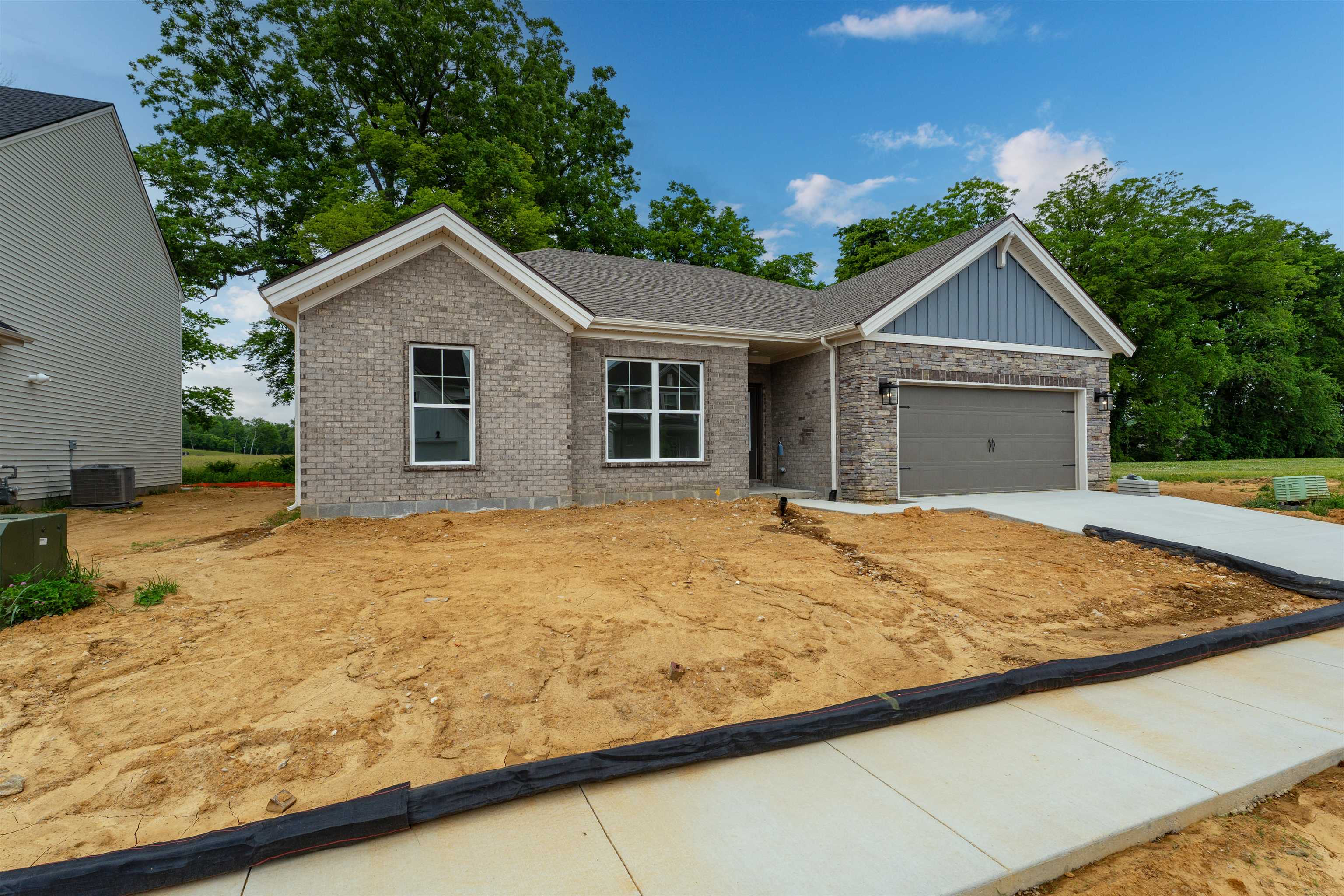 925 Onyx Lane, Owensboro, Kentucky 42301, 3 Bedrooms Bedrooms, ,2 BathroomsBathrooms,Single Family Residence,For Sale,Onyx Lane,92295