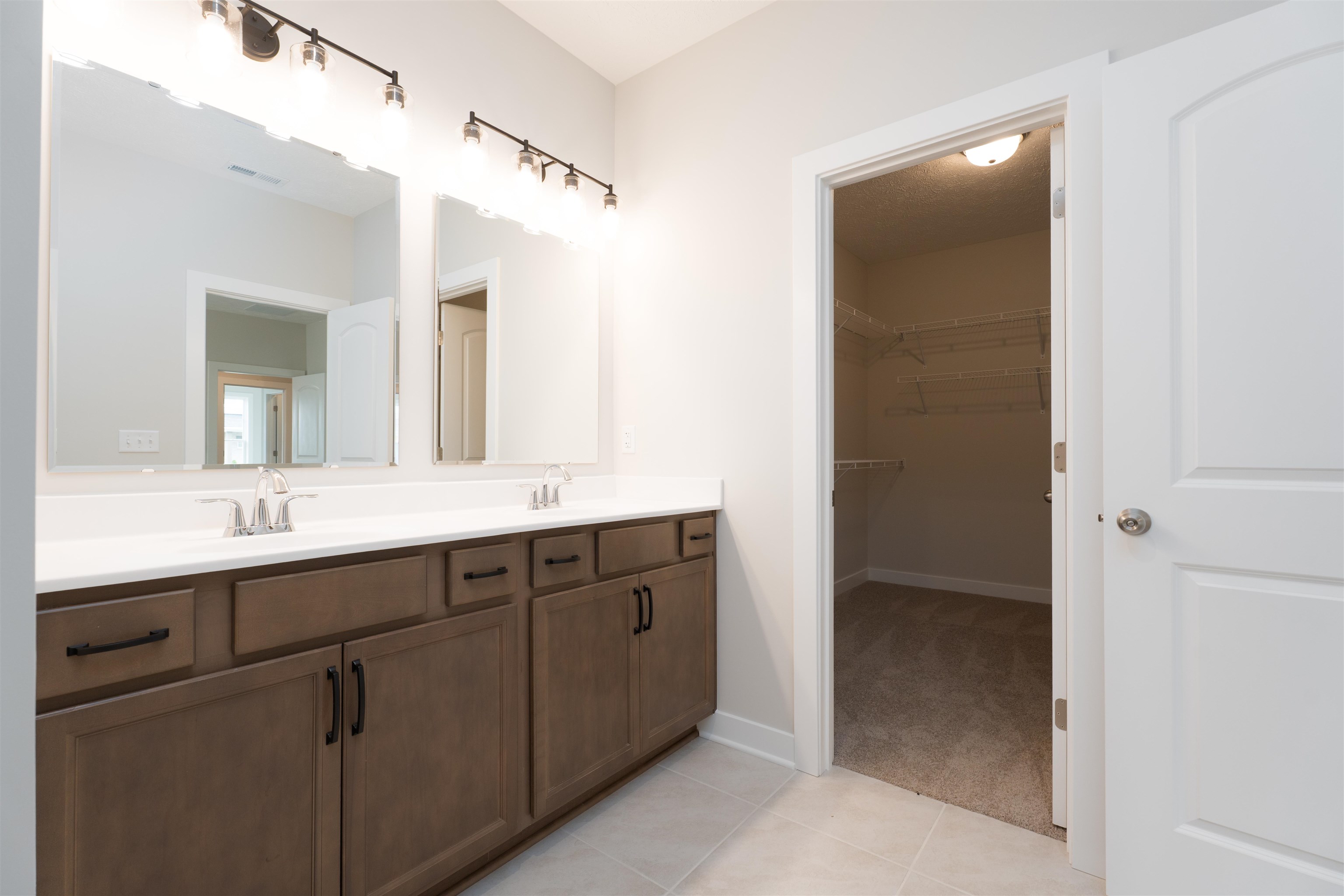925 Onyx Lane, Owensboro, Kentucky 42301, 3 Bedrooms Bedrooms, ,2 BathroomsBathrooms,Single Family Residence,For Sale,Onyx Lane,92295