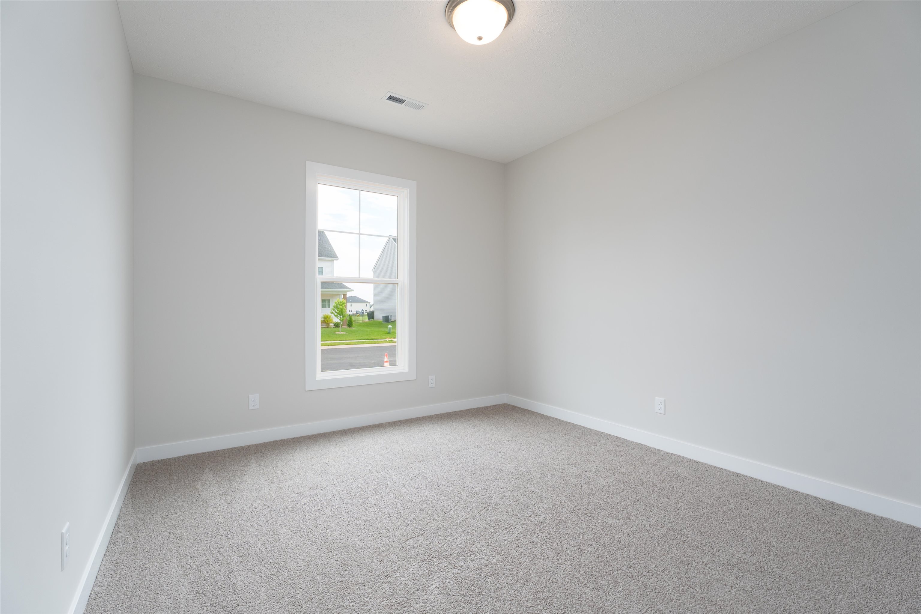 925 Onyx Lane, Owensboro, Kentucky 42301, 3 Bedrooms Bedrooms, ,2 BathroomsBathrooms,Single Family Residence,For Sale,Onyx Lane,92295