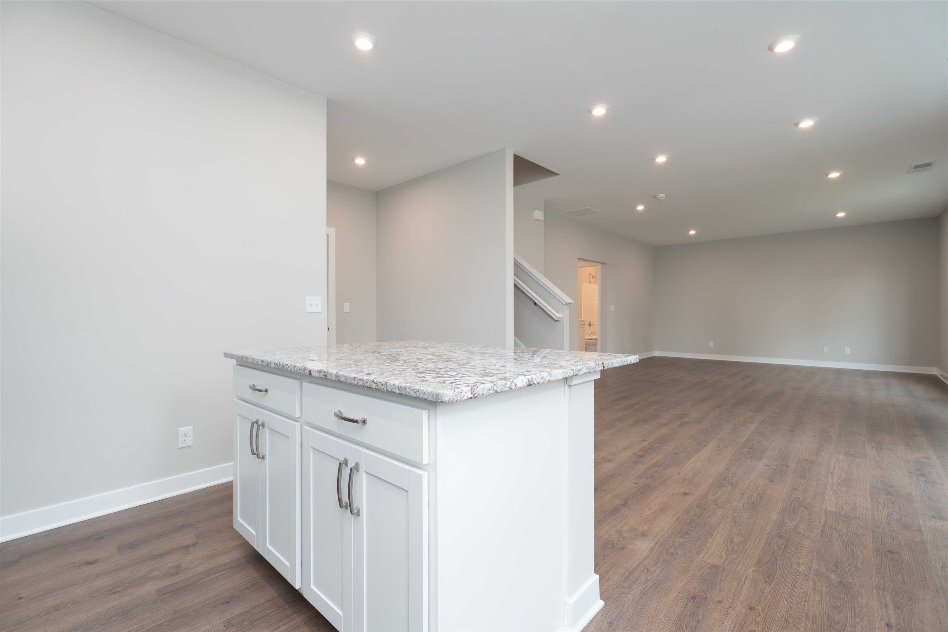 945 Onyx Lane, Owensboro, Kentucky 42301, 5 Bedrooms Bedrooms, ,3 BathroomsBathrooms,Single Family Residence,For Sale,Onyx Lane,92297