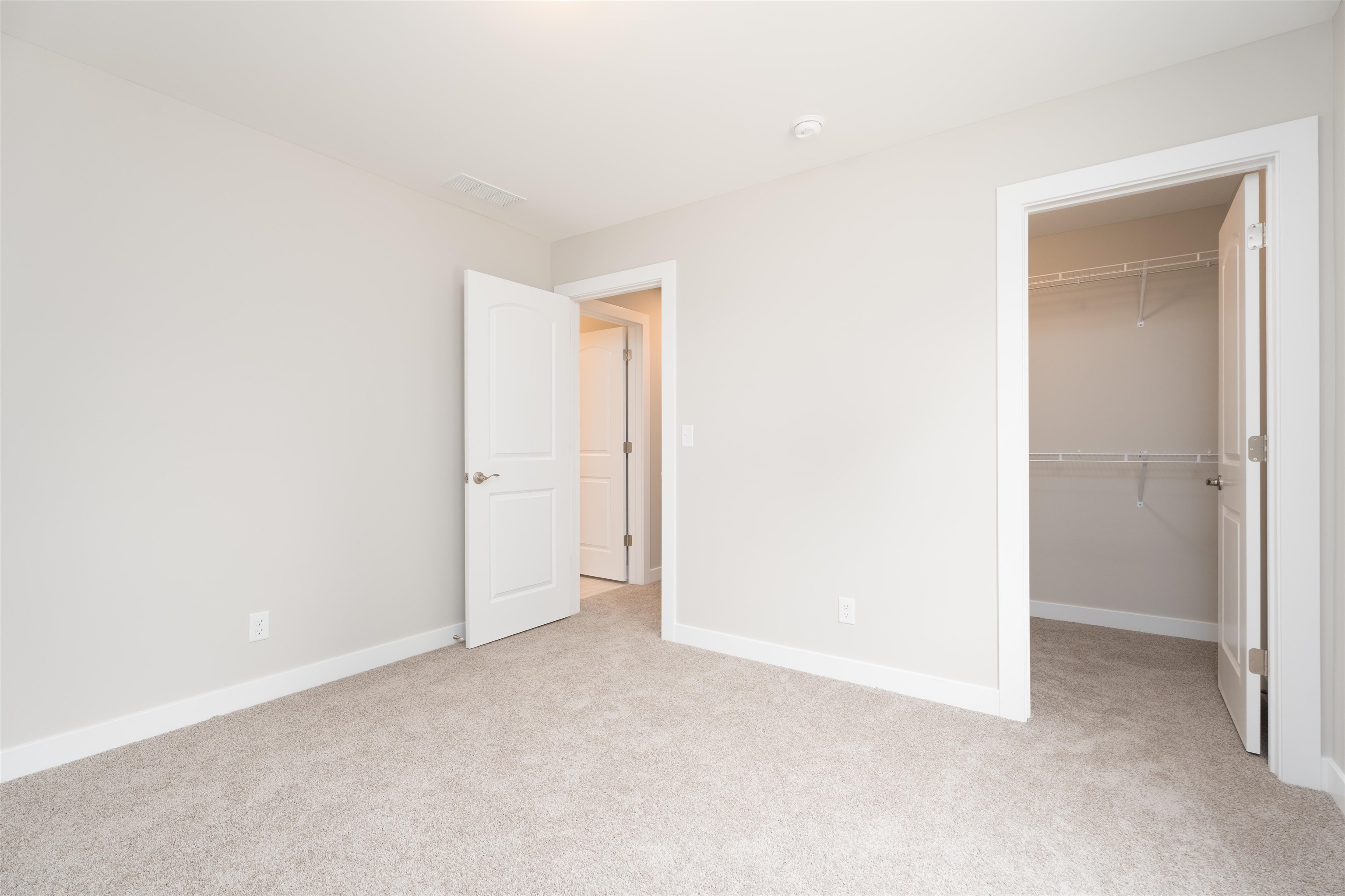 945 Onyx Lane, Owensboro, Kentucky 42301, 5 Bedrooms Bedrooms, ,3 BathroomsBathrooms,Single Family Residence,For Sale,Onyx Lane,92297