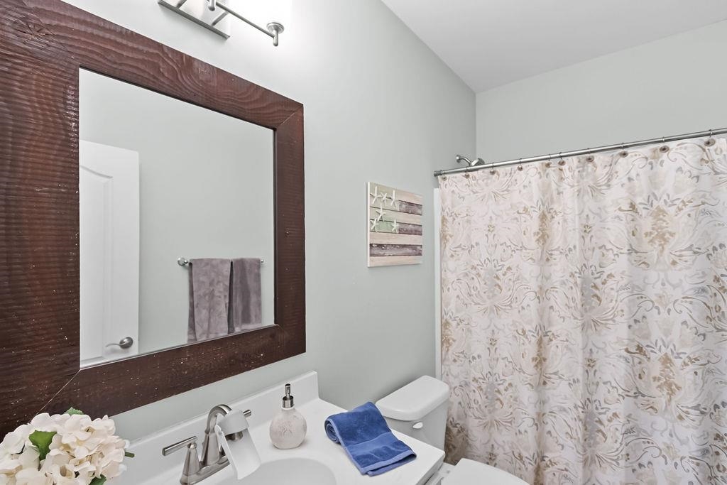 5220 Woodpointe Court, Owensboro, Kentucky 42303, 5 Bedrooms Bedrooms, ,4 BathroomsBathrooms,Single Family Residence,For Sale,Woodpointe Court,92299