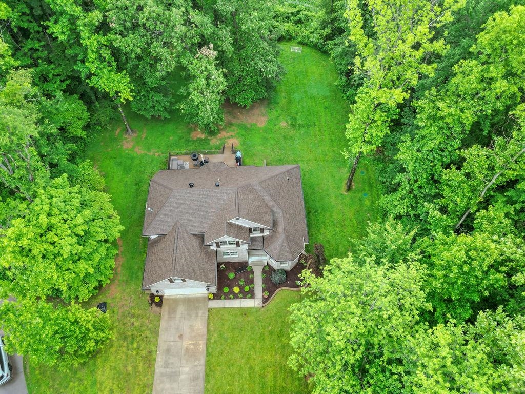 5220 Woodpointe Court, Owensboro, Kentucky 42303, 5 Bedrooms Bedrooms, ,4 BathroomsBathrooms,Single Family Residence,For Sale,Woodpointe Court,92299