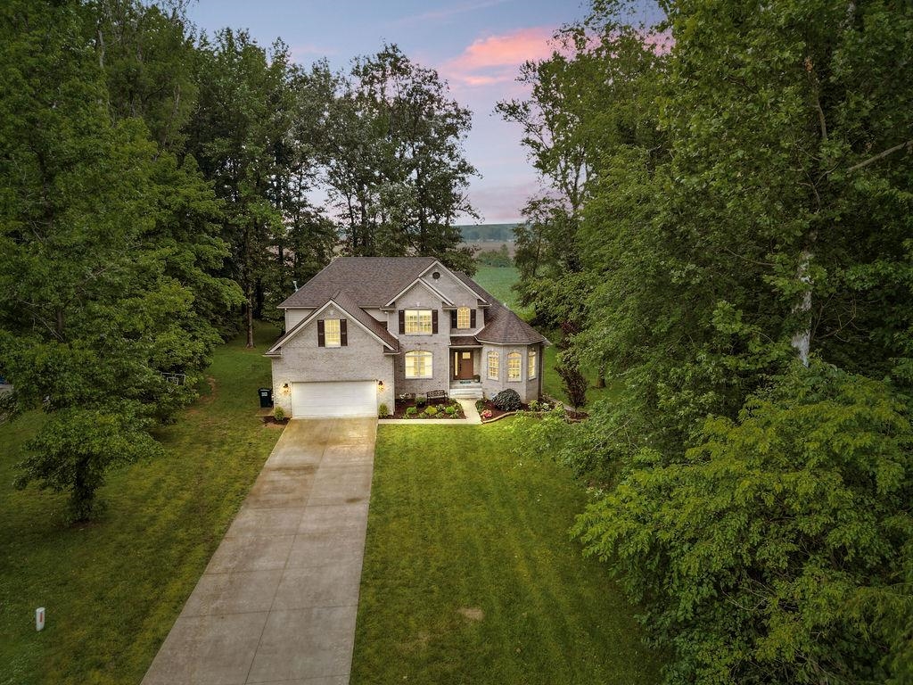 5220 Woodpointe Court, Owensboro, Kentucky 42303, 5 Bedrooms Bedrooms, ,4 BathroomsBathrooms,Single Family Residence,For Sale,Woodpointe Court,92299