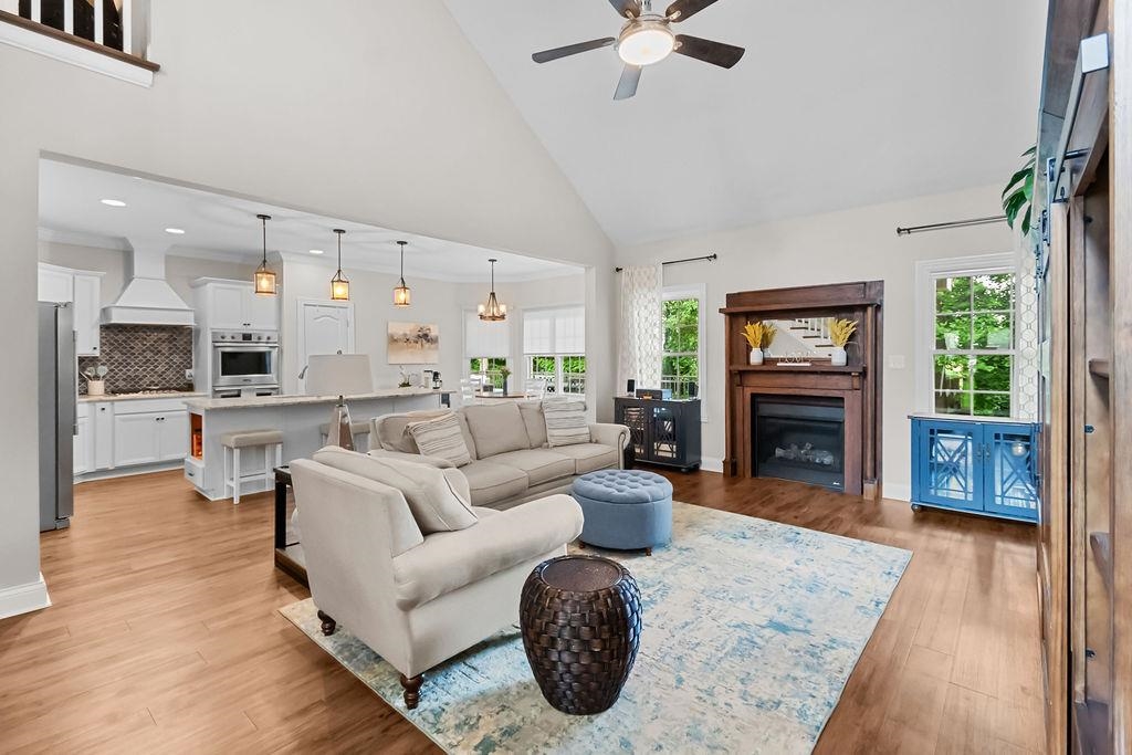 5220 Woodpointe Court, Owensboro, Kentucky 42303, 5 Bedrooms Bedrooms, ,4 BathroomsBathrooms,Single Family Residence,For Sale,Woodpointe Court,92299