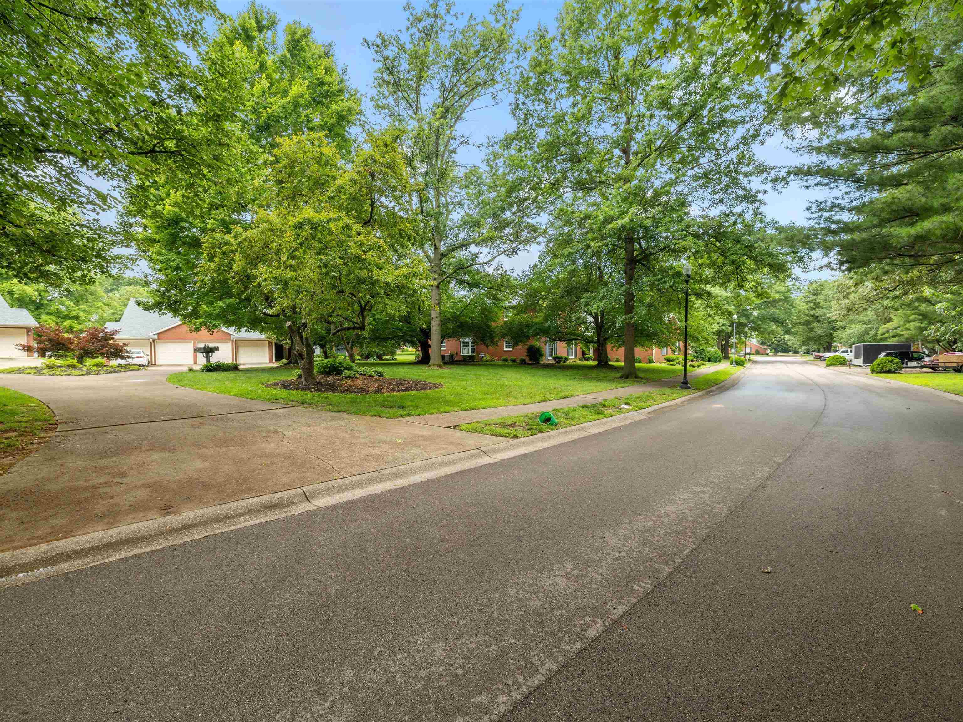 14C Quail Ridge Ct, Owensboro, Kentucky 42303, 2 Bedrooms Bedrooms, ,2 BathroomsBathrooms,Condominium,For Sale,Quail Ridge Ct,92300