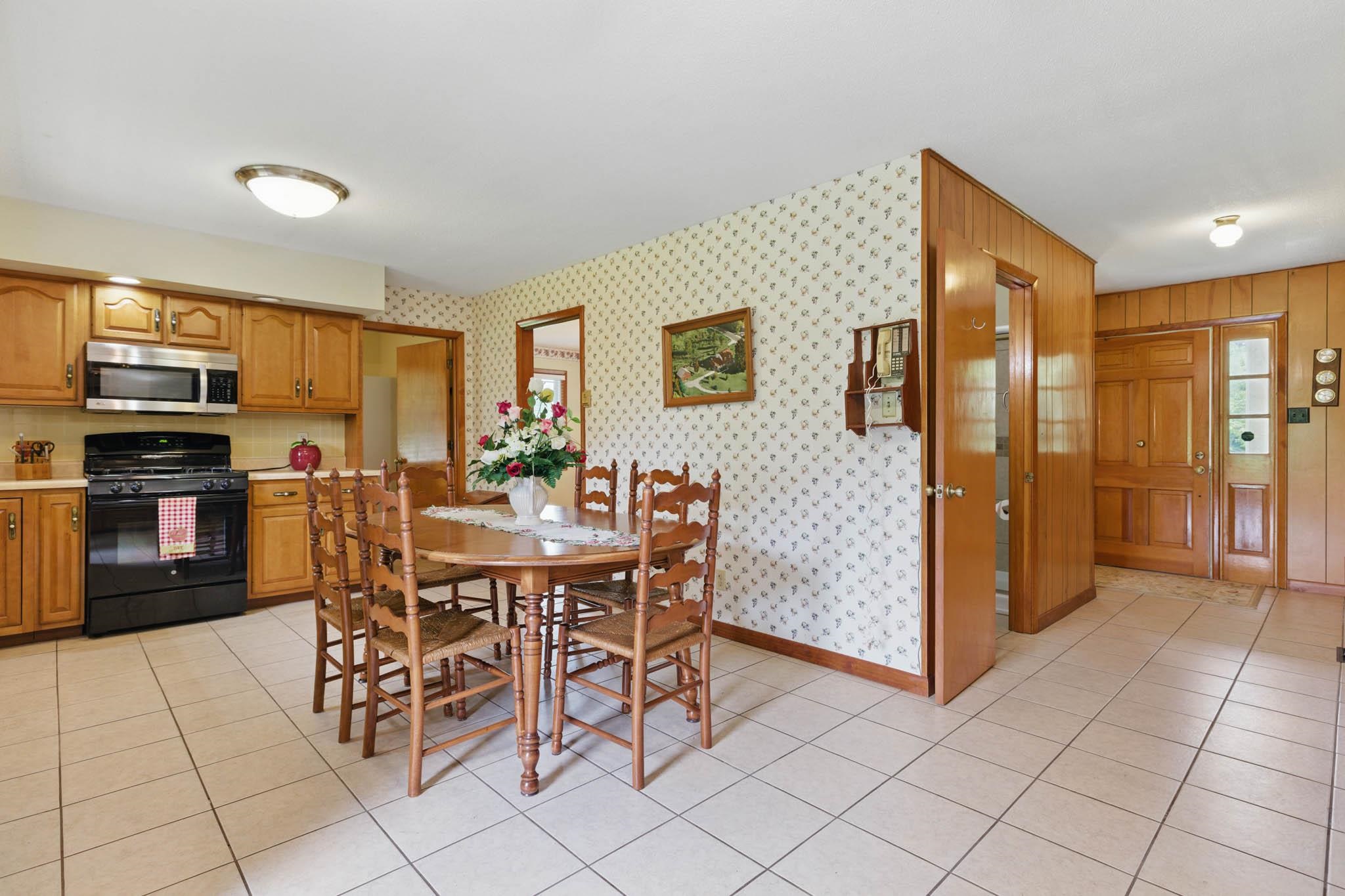 4035 Highway 657, Lewisport, Kentucky 42351, 3 Bedrooms Bedrooms, ,2 BathroomsBathrooms,Single Family Residence,For Sale,Highway 657,92301