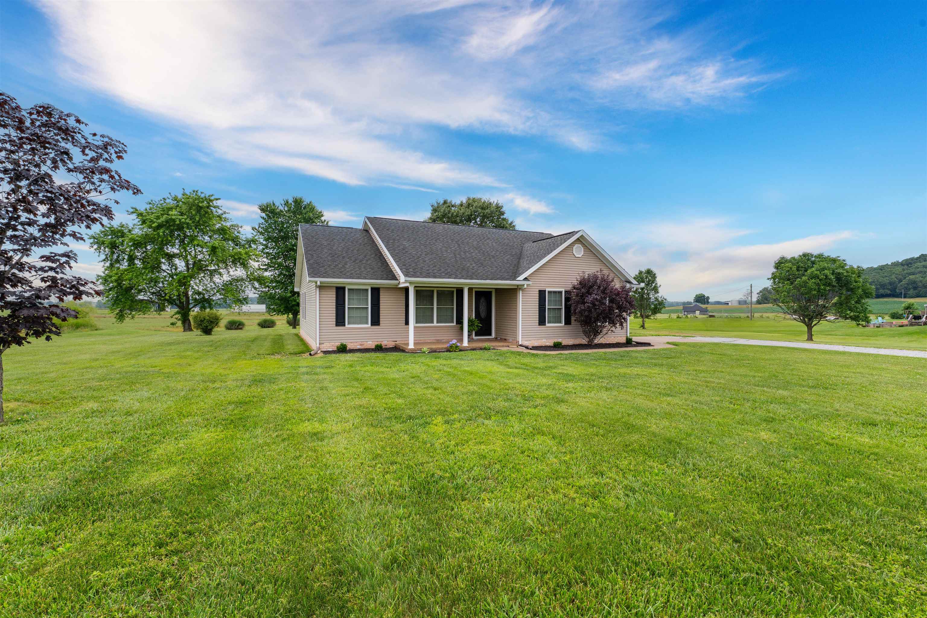 9643 McCamish Rd, Whitesville, Kentucky 42378, 3 Bedrooms Bedrooms, ,2 BathroomsBathrooms,Single Family Residence,For Sale,McCamish Rd,92303