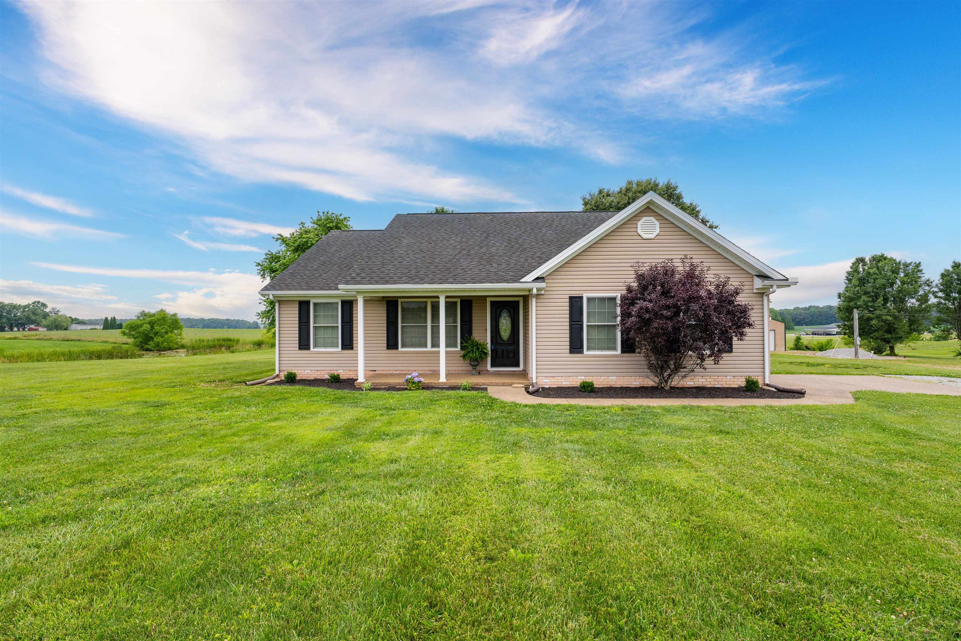 9643 McCamish Rd, Whitesville, Kentucky 42378, 3 Bedrooms Bedrooms, ,2 BathroomsBathrooms,Single Family Residence,For Sale,McCamish Rd,92303