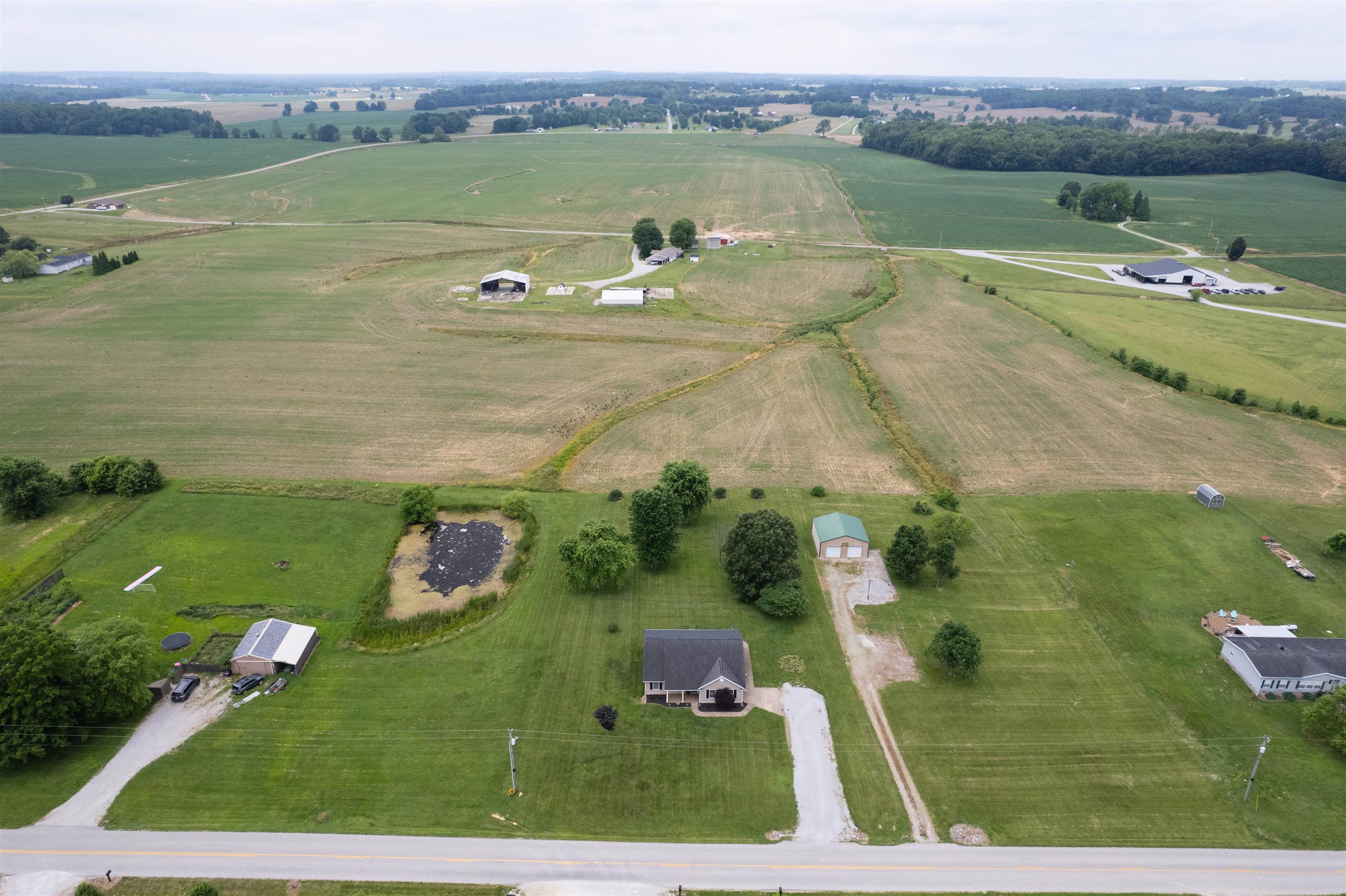 9643 McCamish Rd, Whitesville, Kentucky 42378, 3 Bedrooms Bedrooms, ,2 BathroomsBathrooms,Single Family Residence,For Sale,McCamish Rd,92303