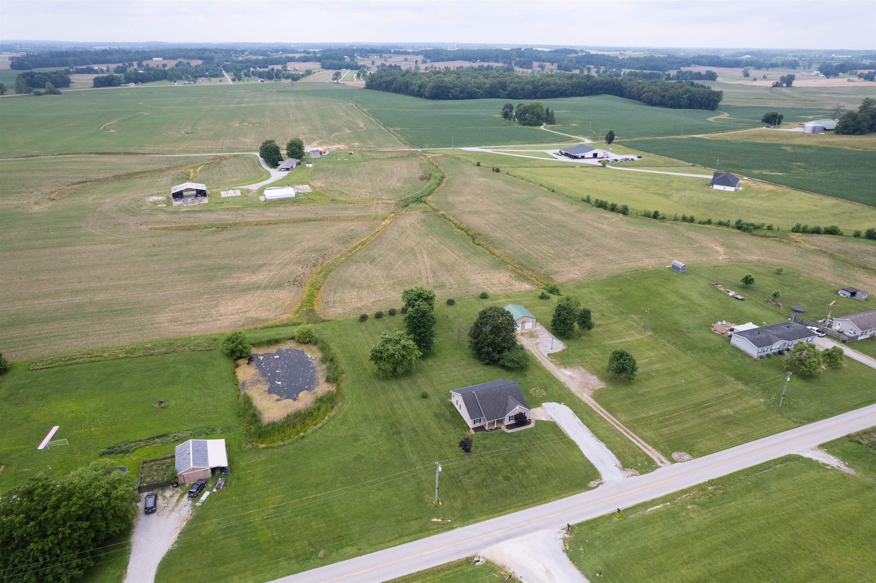 9643 McCamish Rd, Whitesville, Kentucky 42378, 3 Bedrooms Bedrooms, ,2 BathroomsBathrooms,Single Family Residence,For Sale,McCamish Rd,92303