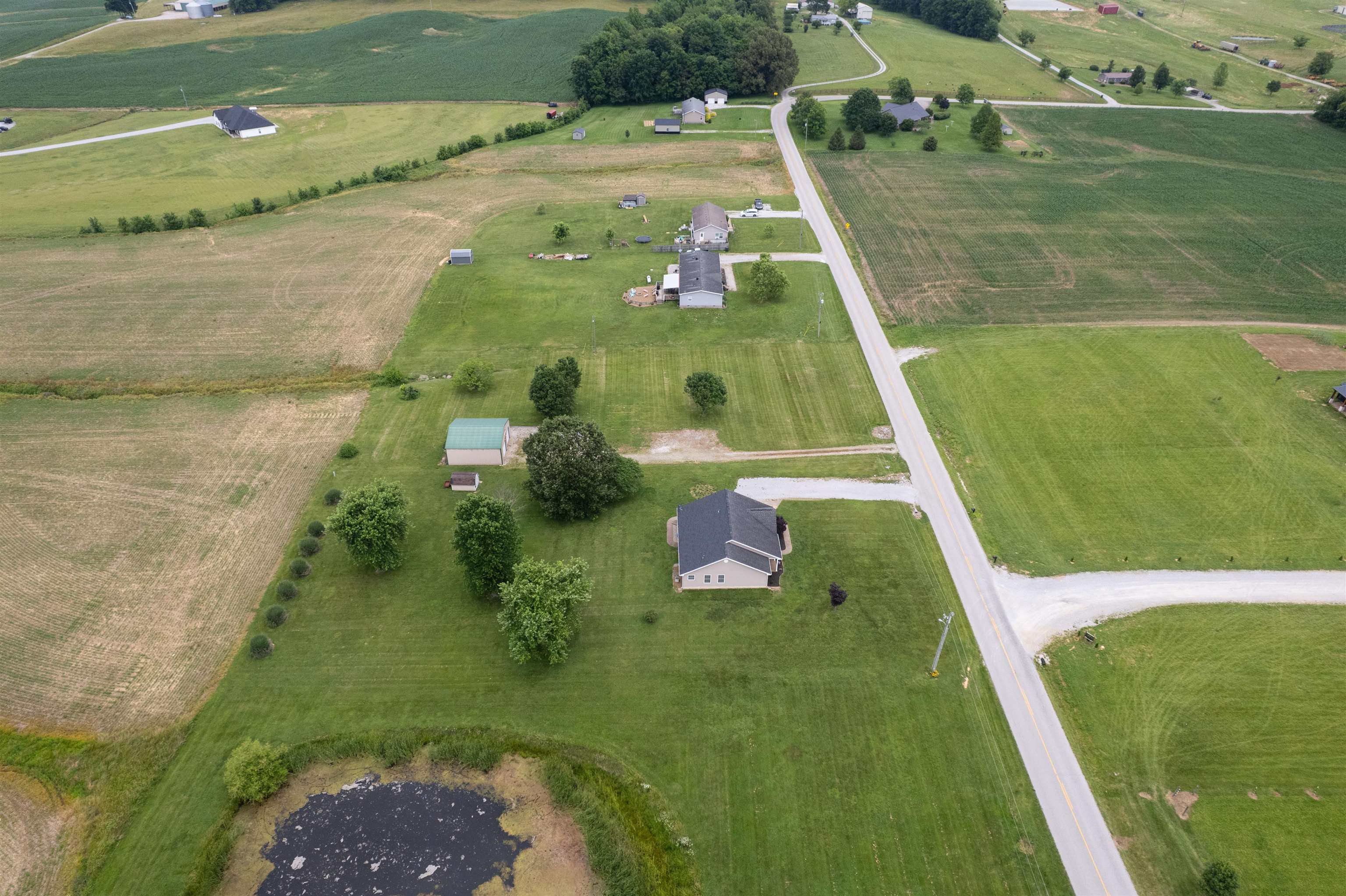 9643 McCamish Rd, Whitesville, Kentucky 42378, 3 Bedrooms Bedrooms, ,2 BathroomsBathrooms,Single Family Residence,For Sale,McCamish Rd,92303