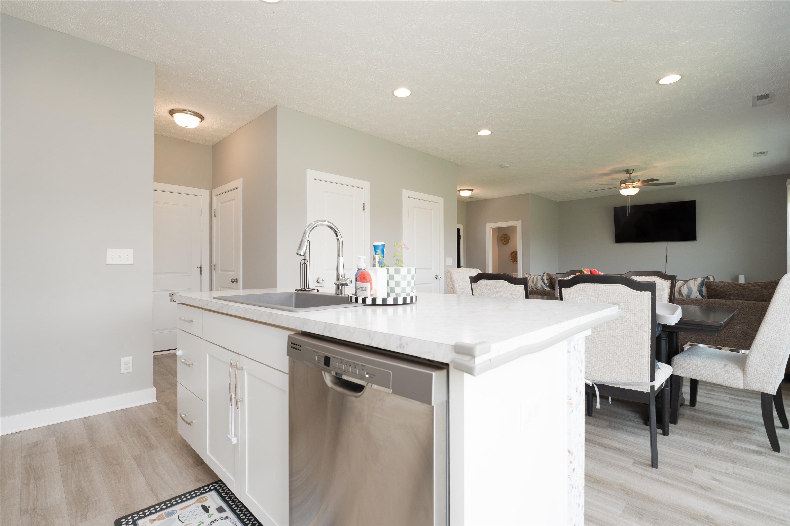 2692 Cherry Blossom Ct., Utica, Kentucky 42376, 3 Bedrooms Bedrooms, ,2 BathroomsBathrooms,Single Family Residence,For Sale,Cherry Blossom Ct.,92305