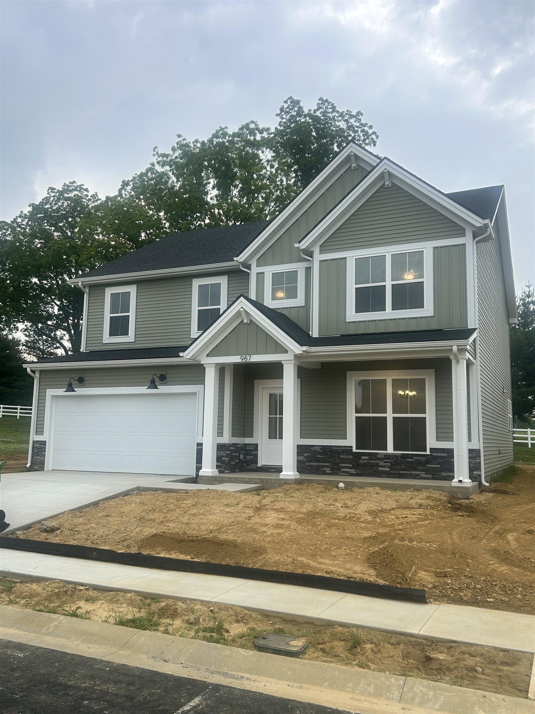 987 Onyx Ln, Owensboro, Kentucky 42301, 4 Bedrooms Bedrooms, ,2 BathroomsBathrooms,Single Family Residence,For Sale,Onyx Ln,92306