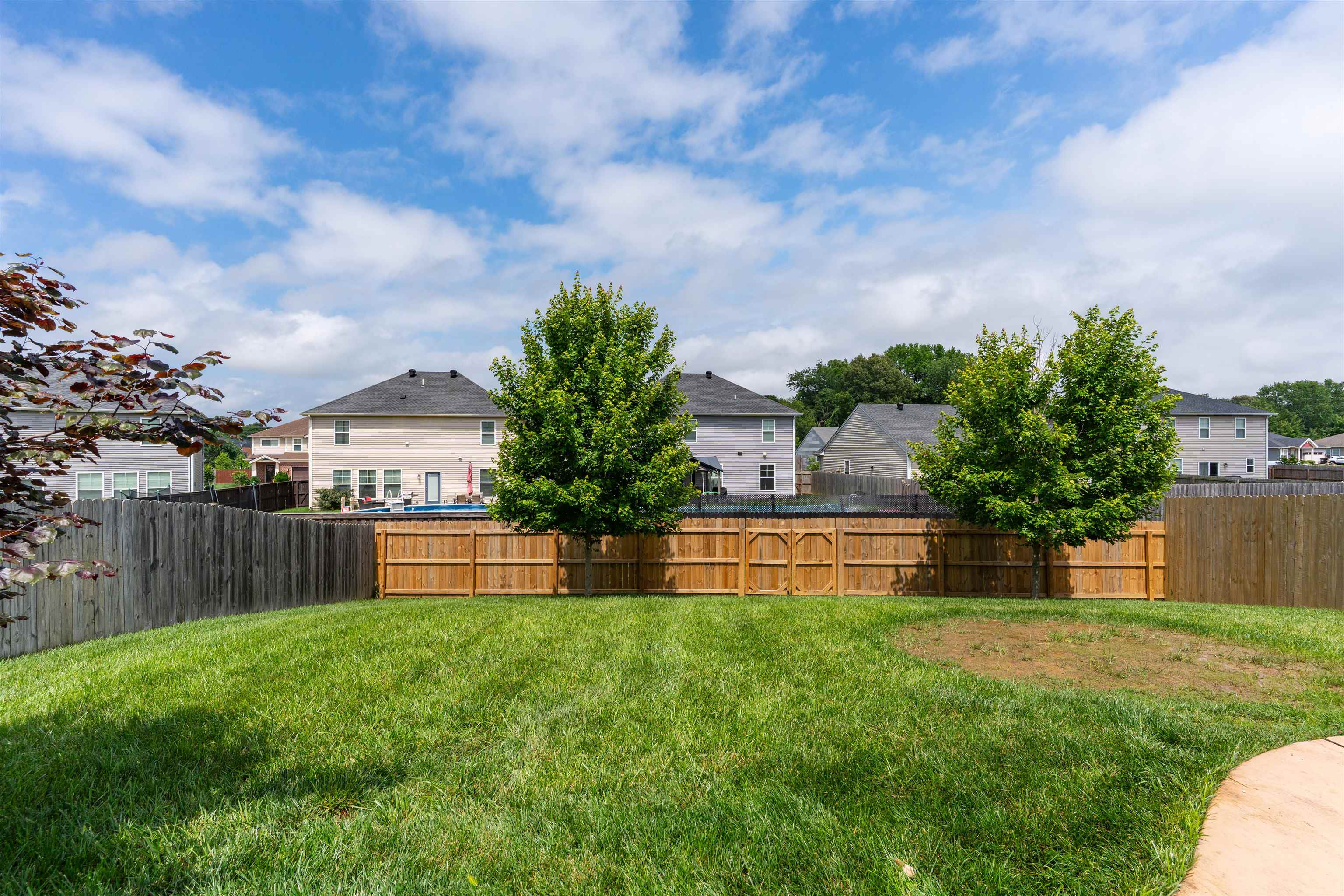 2630 Dellwood Valley, Utica, Kentucky 42376, 4 Bedrooms Bedrooms, ,2 BathroomsBathrooms,Single Family Residence,For Sale,Dellwood Valley,92308
