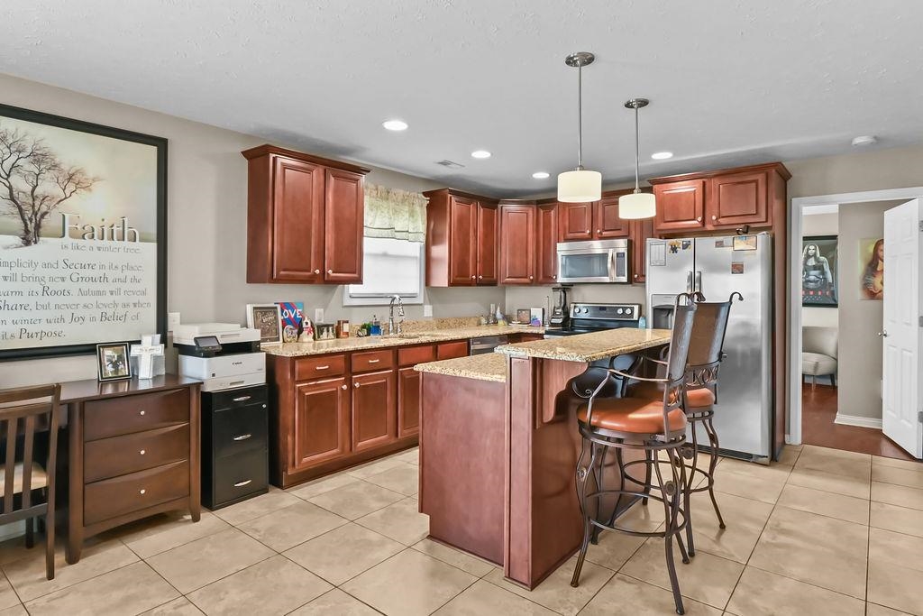 2584 Palomino Place, Owensboro, Kentucky 42301, 4 Bedrooms Bedrooms, ,3 BathroomsBathrooms,Single Family Residence,For Sale,Palomino Place,92314