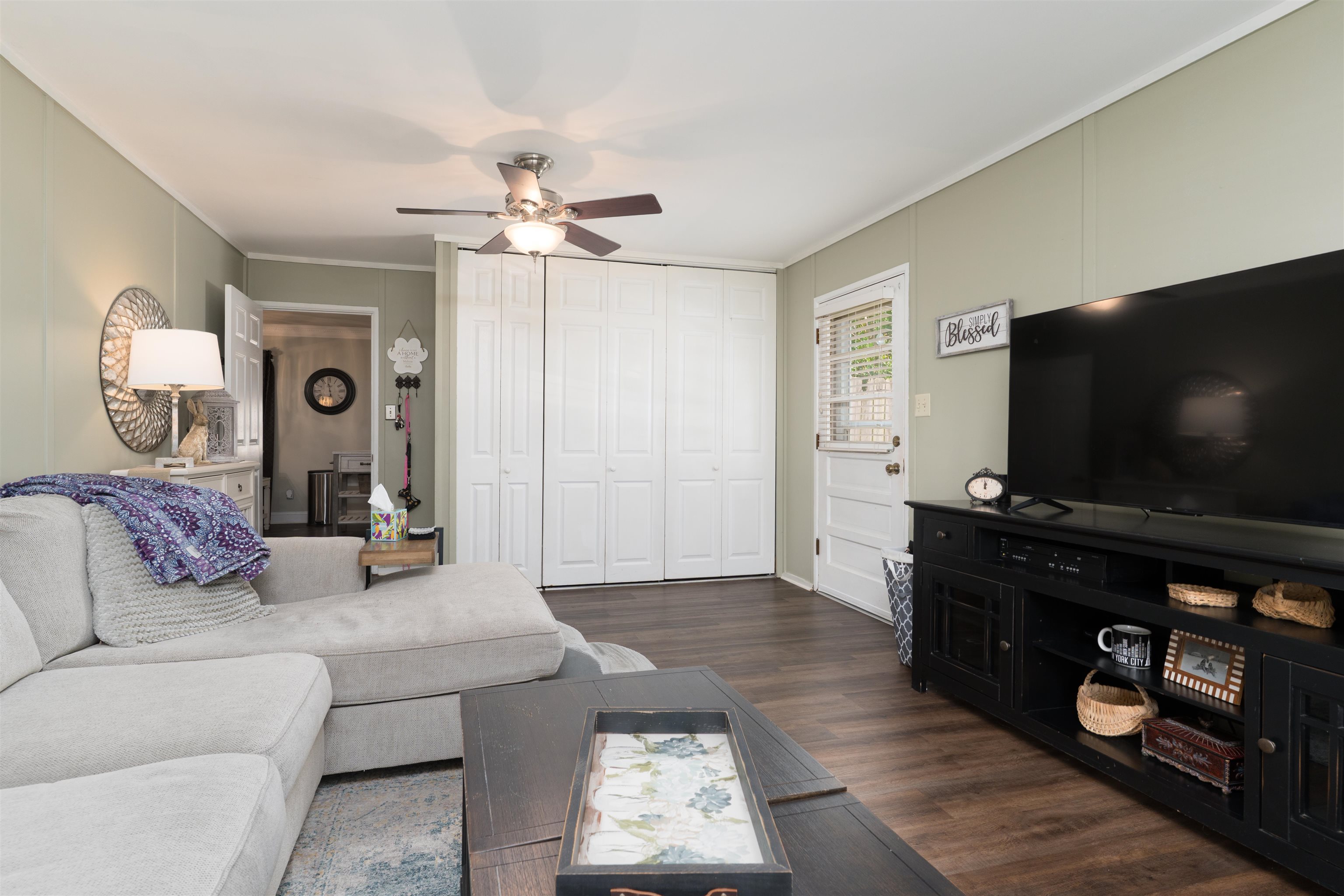 2215 Twenty Grand Ave, Owensboro, Kentucky 42301, 5 Bedrooms Bedrooms, ,2 BathroomsBathrooms,Single Family Residence,For Sale,Twenty Grand Ave,92317