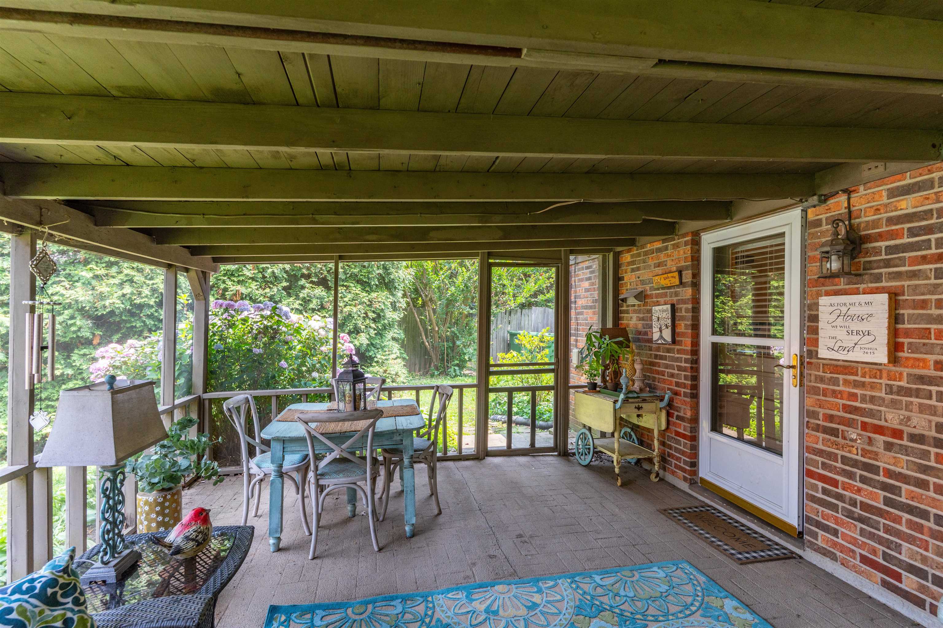 2215 Twenty Grand Ave, Owensboro, Kentucky 42301, 5 Bedrooms Bedrooms, ,2 BathroomsBathrooms,Single Family Residence,For Sale,Twenty Grand Ave,92317