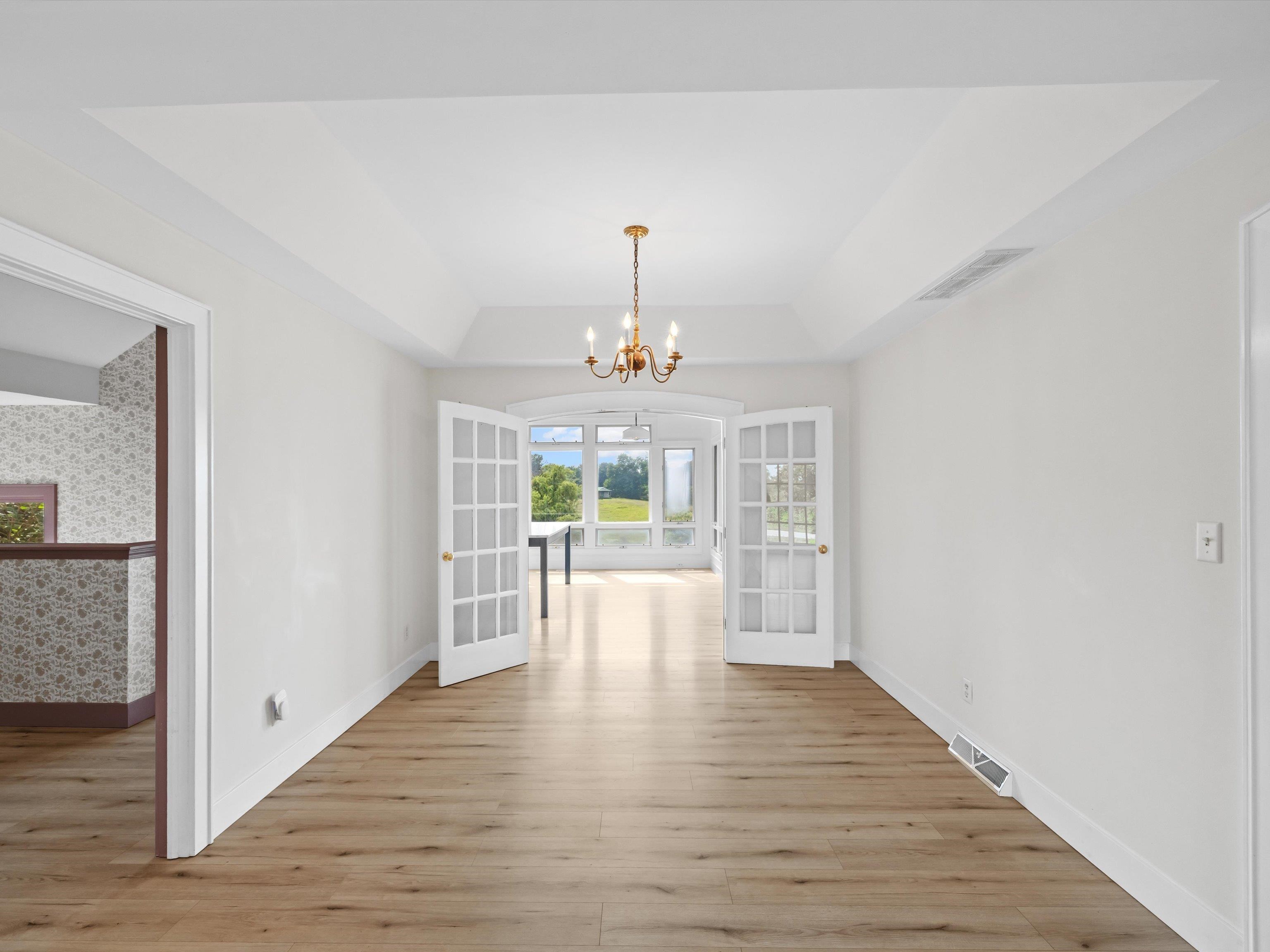 10351 Toler Bridge Road, Lewisport, Kentucky 42351, 6 Bedrooms Bedrooms, ,4 BathroomsBathrooms,Single Family Residence,For Sale,Toler Bridge Road,92321