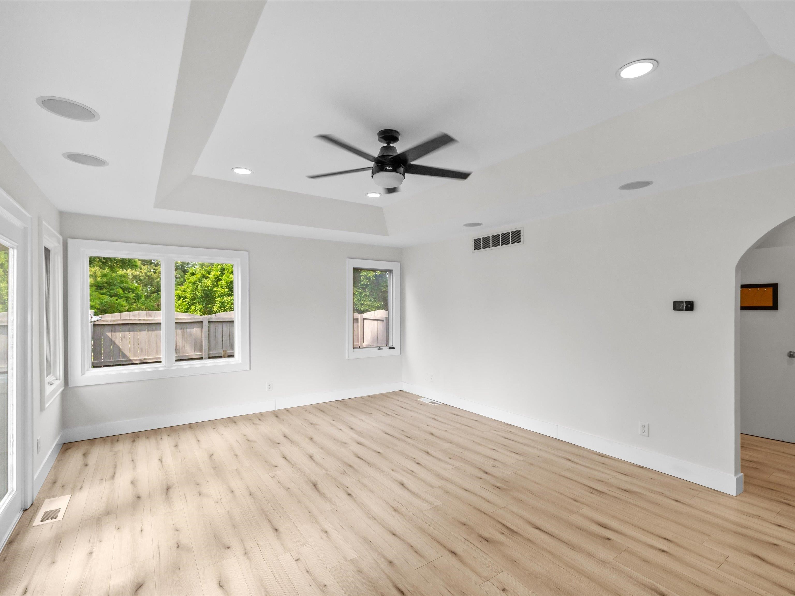 10351 Toler Bridge Road, Lewisport, Kentucky 42351, 6 Bedrooms Bedrooms, ,4 BathroomsBathrooms,Single Family Residence,For Sale,Toler Bridge Road,92321