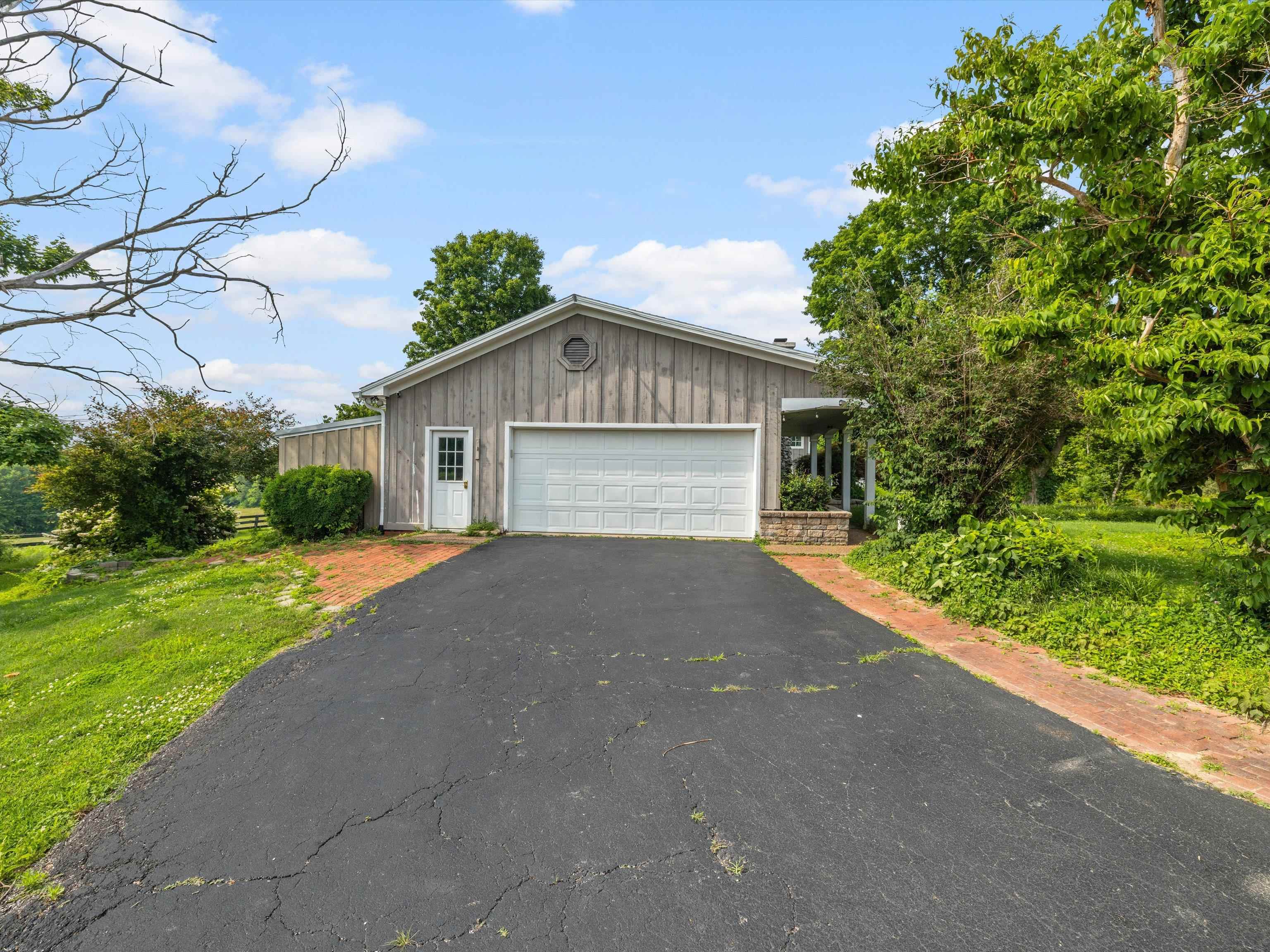 10351 Toler Bridge Road, Lewisport, Kentucky 42351, 6 Bedrooms Bedrooms, ,4 BathroomsBathrooms,Single Family Residence,For Sale,Toler Bridge Road,92321