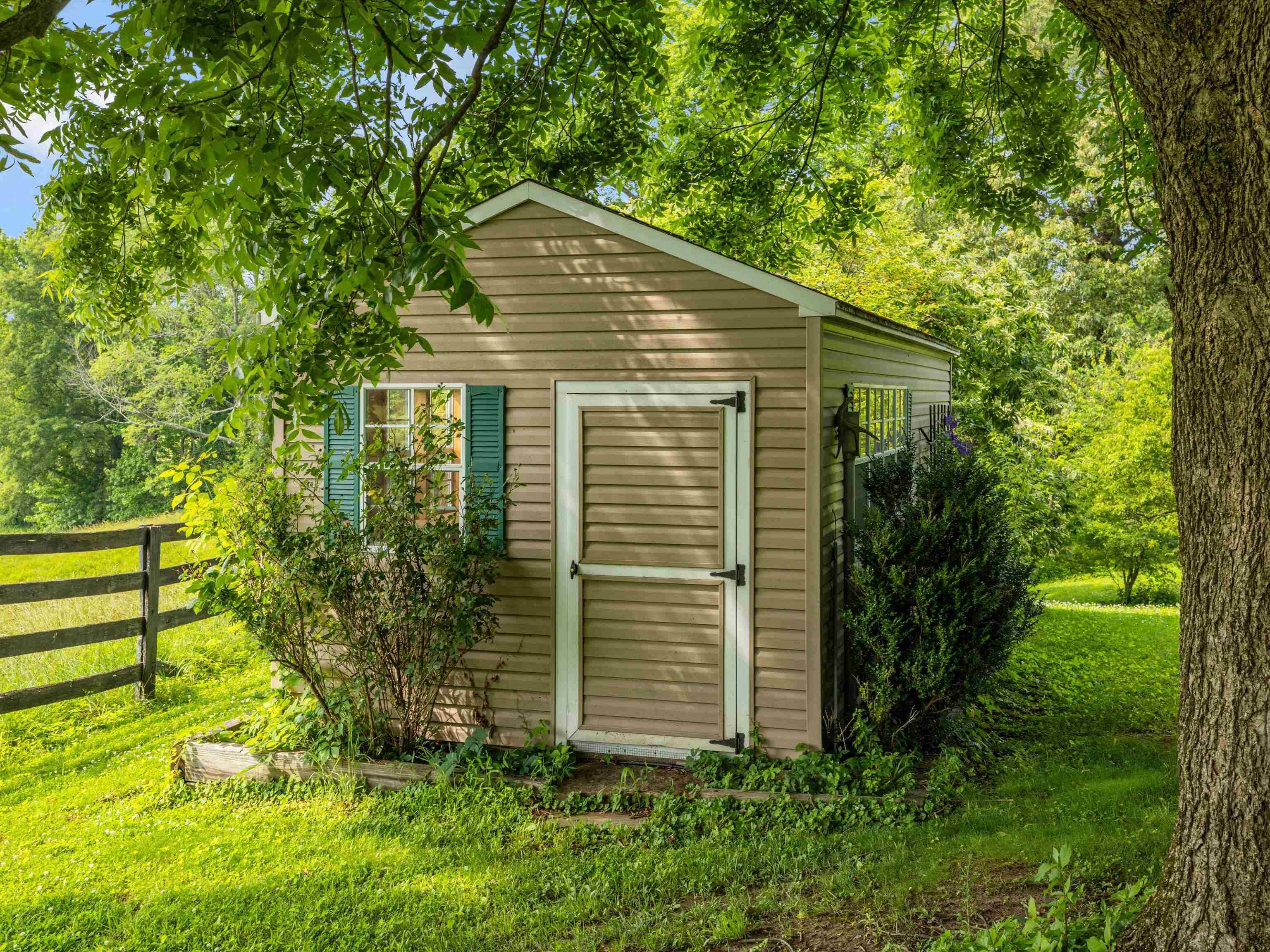 10351 Toler Bridge Road, Lewisport, Kentucky 42351, 6 Bedrooms Bedrooms, ,4 BathroomsBathrooms,Single Family Residence,For Sale,Toler Bridge Road,92321